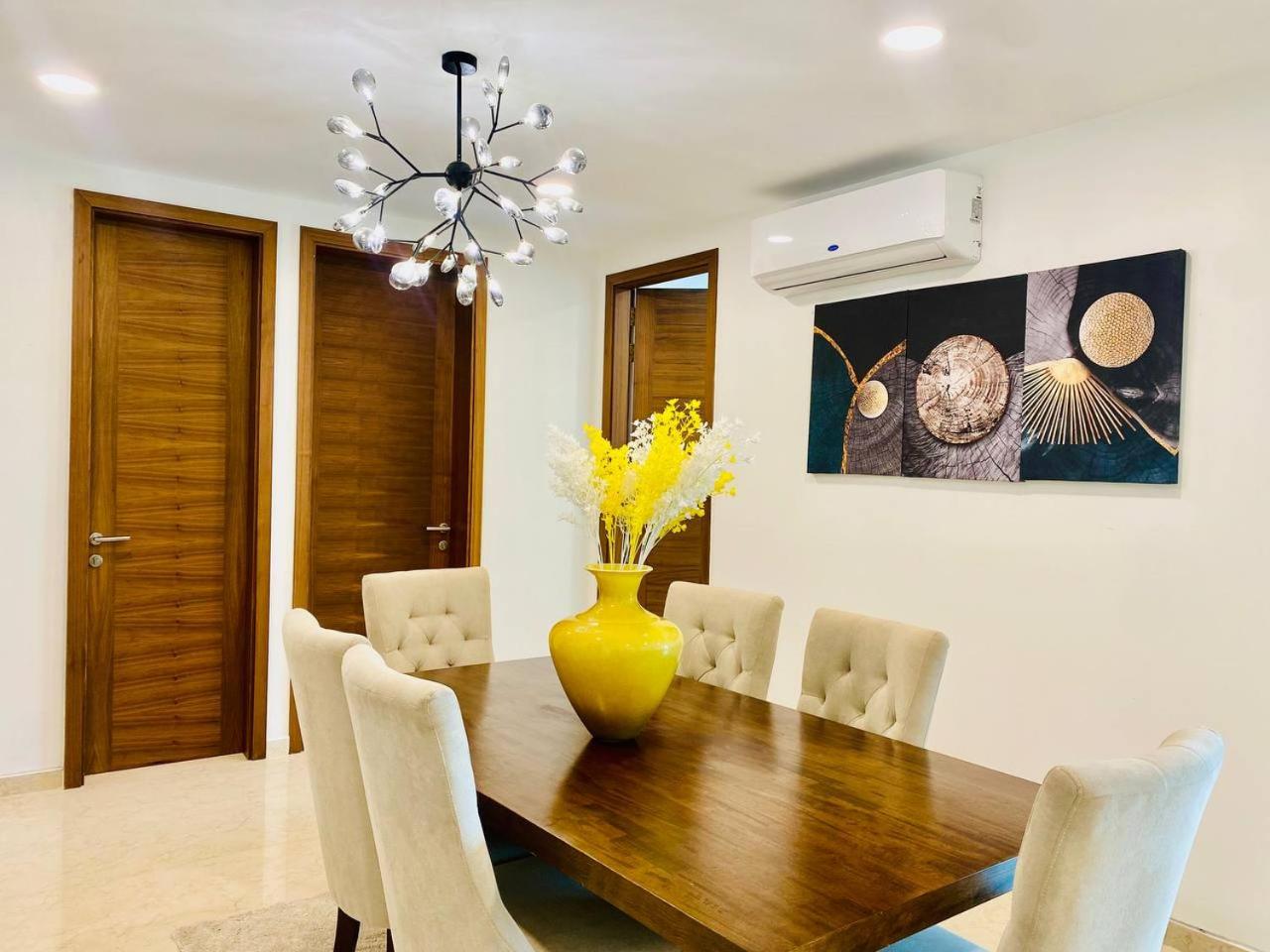 Aquanique Luxury Living view 2