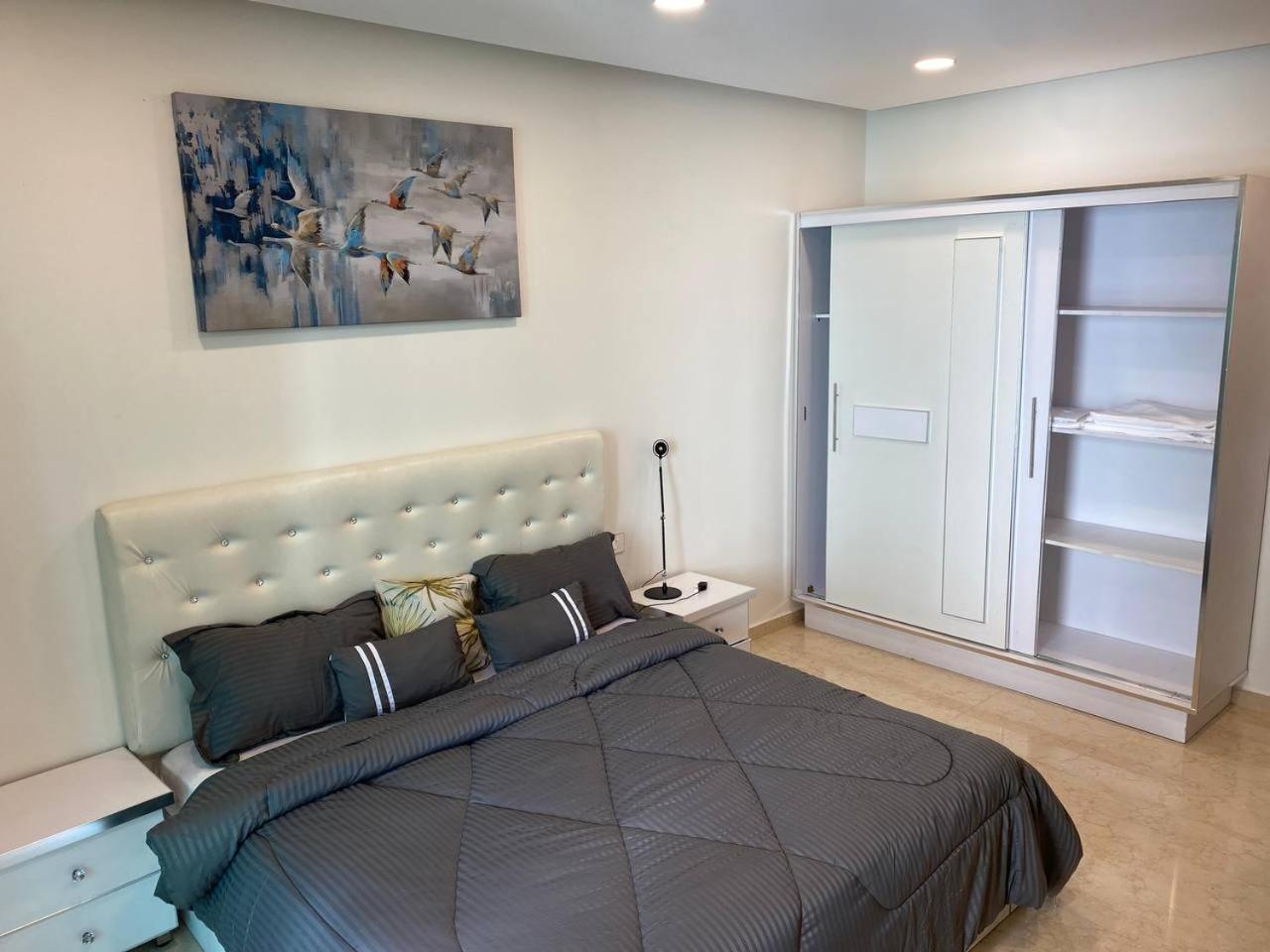 Aquanique Luxury Living view 3