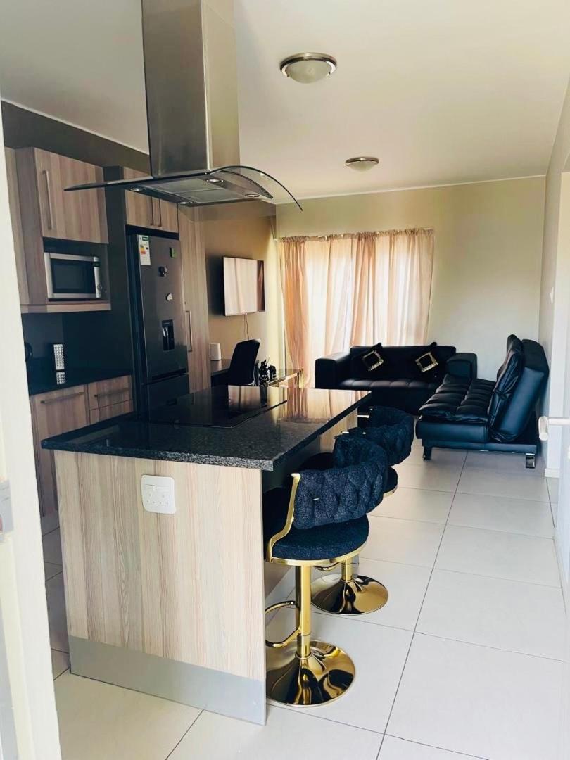The Atrium-JOBAK Guest Apartment