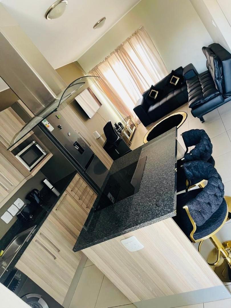 The Atrium-JOBAK Guest Apartment