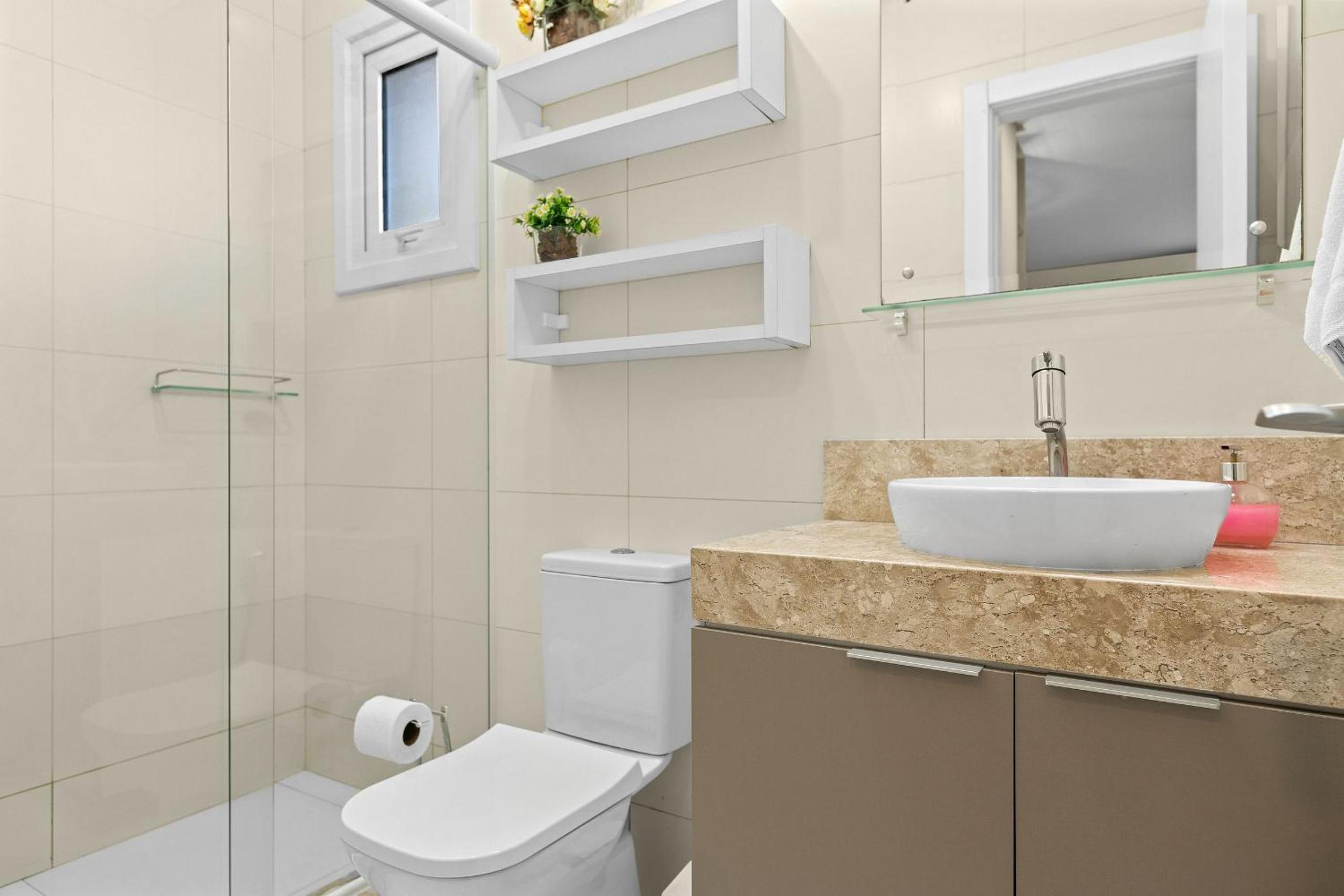 Loft com varanda p/ nascer do sol by Achei Gramado