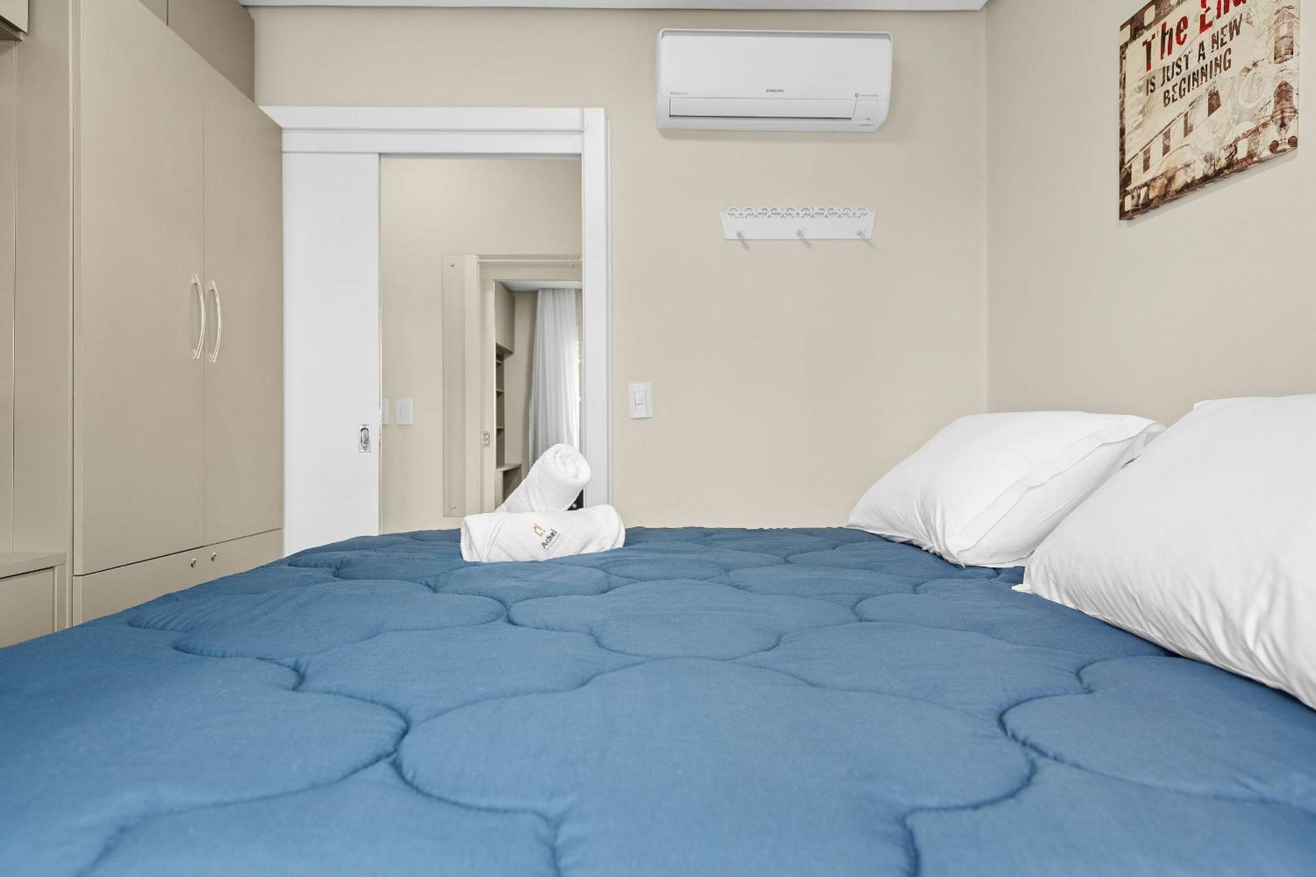 Loft com varanda p/ nascer do sol by Achei Gramado