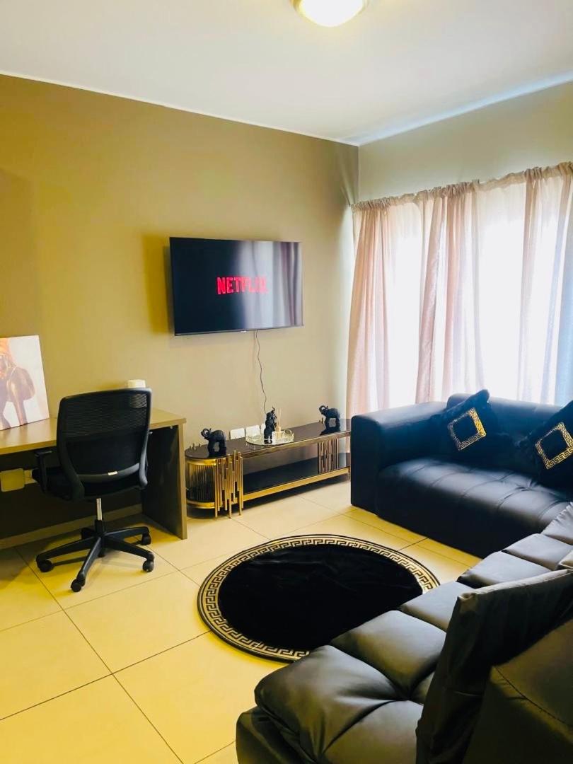 The Atrium-JOBAK Guest Apartment