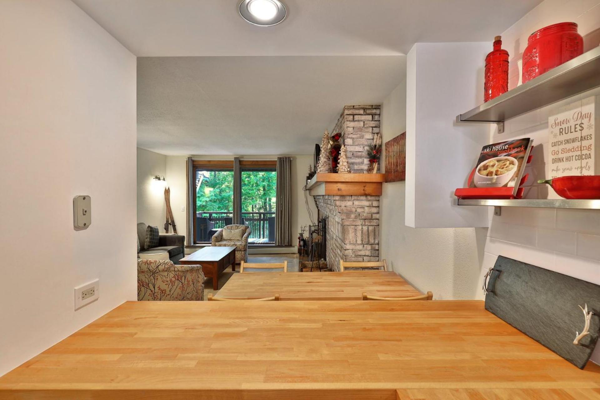 Sunrise Timberline M1- Cozy 2 BR Ski On Ski Off Condo
