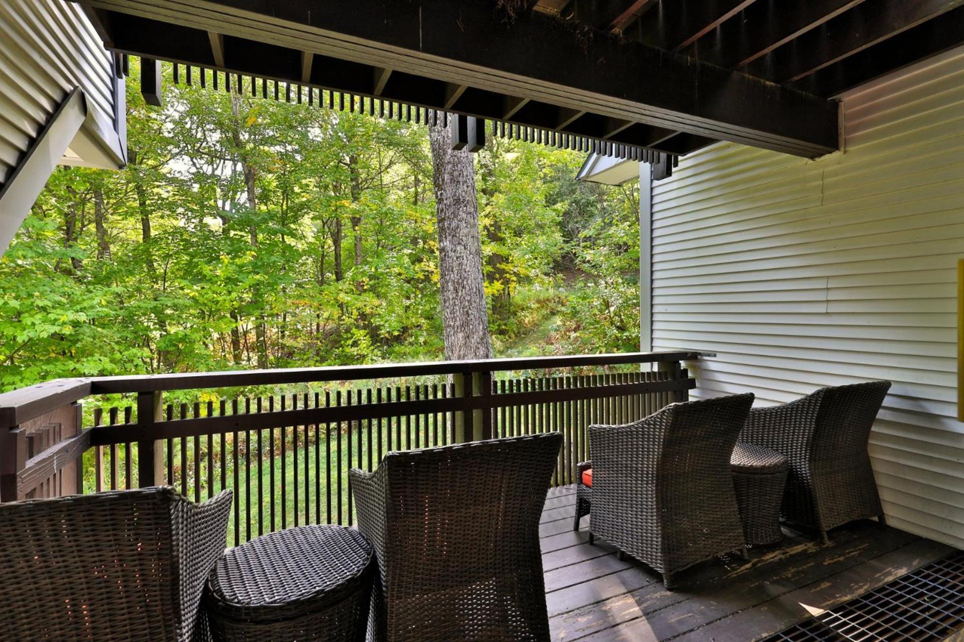 Sunrise Timberline M1- Cozy 2 BR Ski On Ski Off Condo