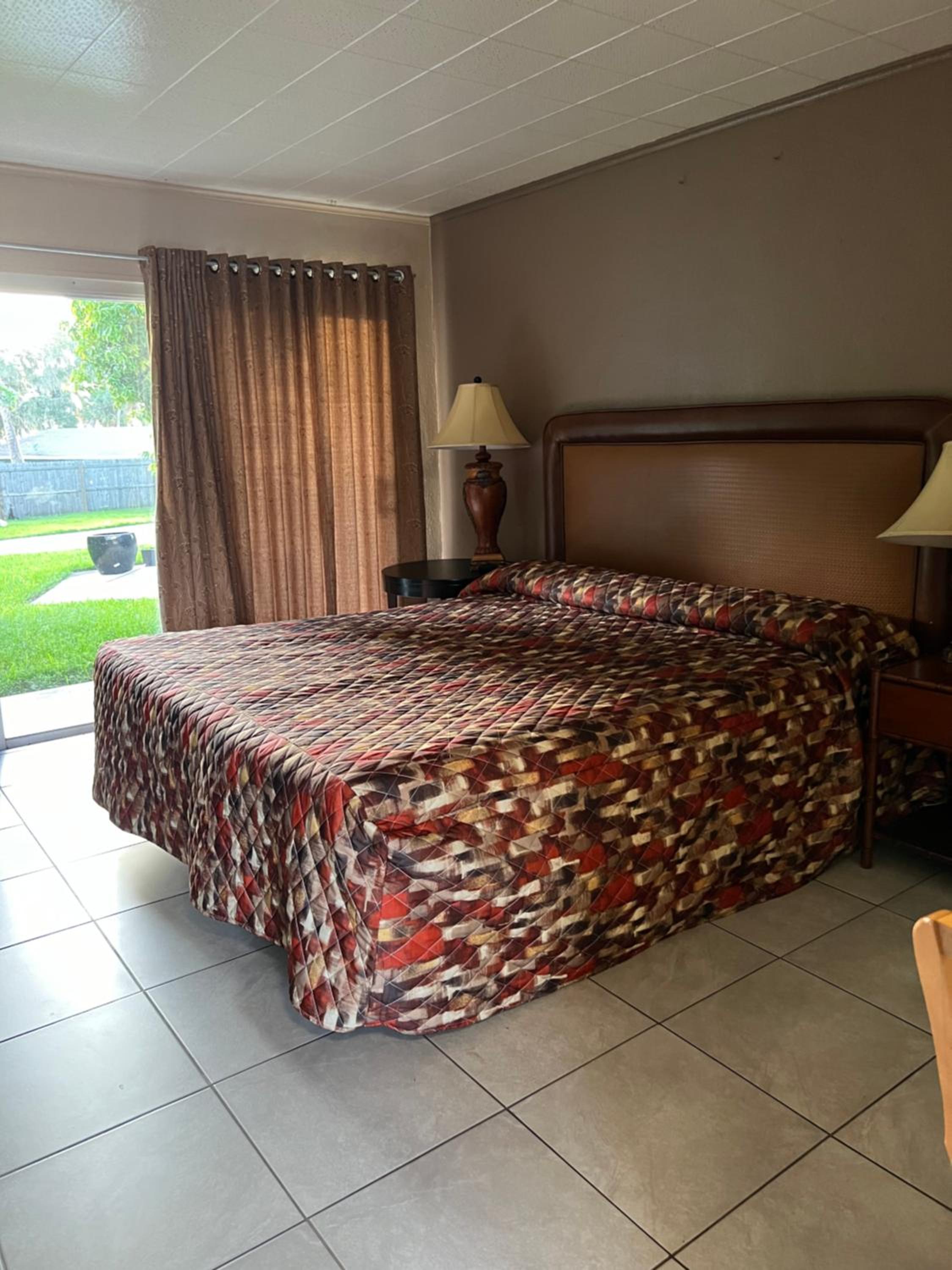 Budget Inn