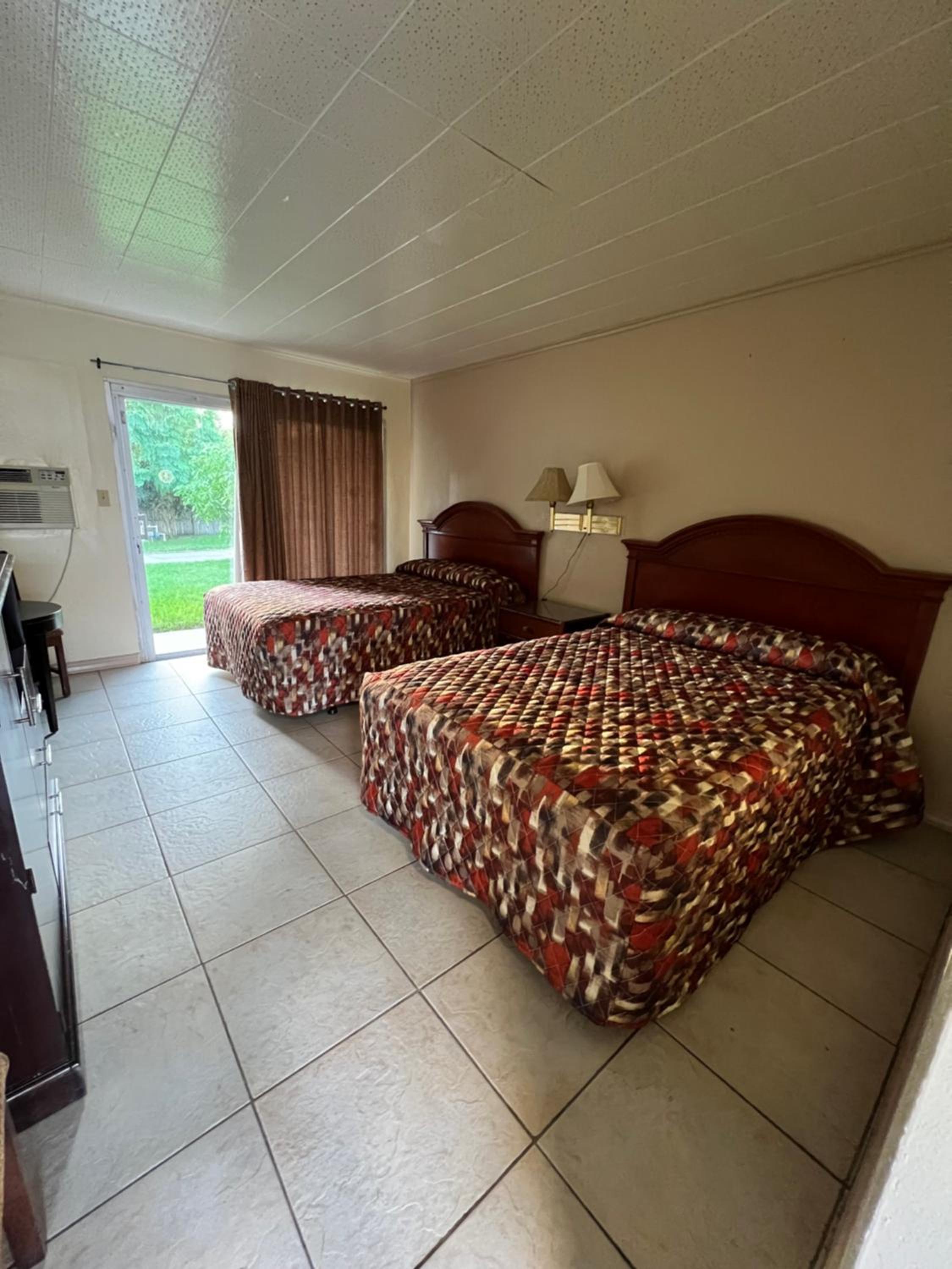 Budget Inn