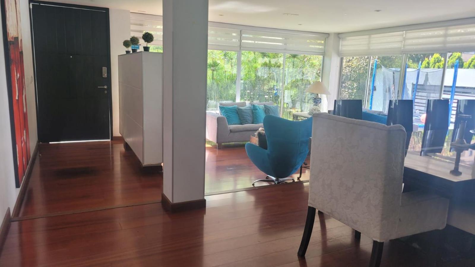 Moderna casa en zona céntrica