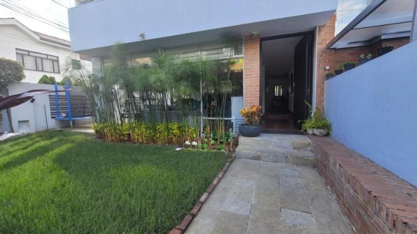 Moderna casa en zona céntrica