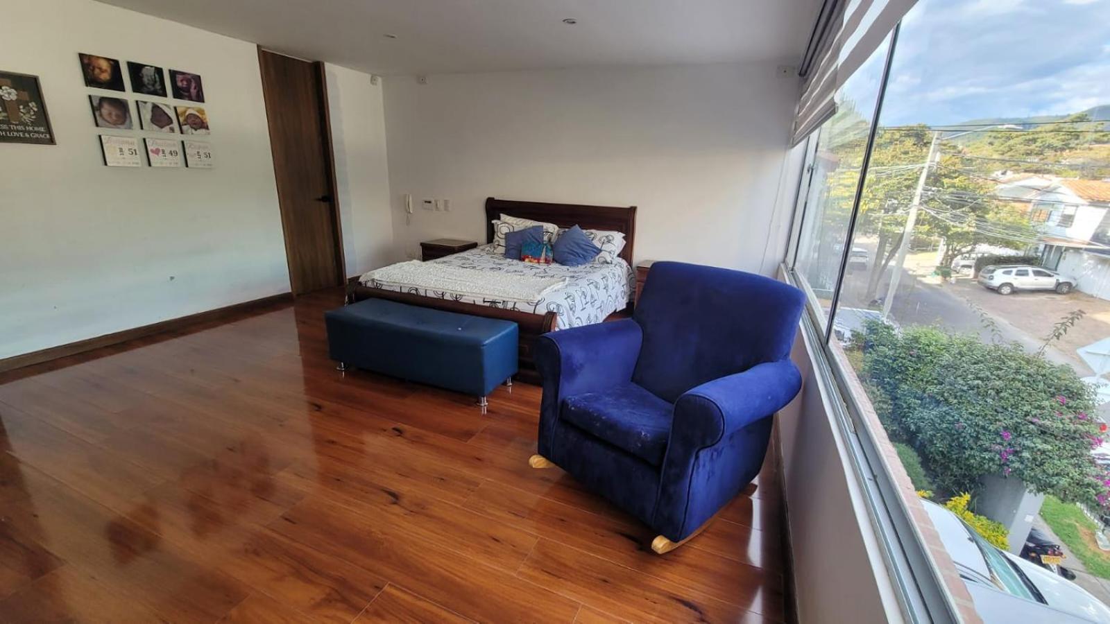 Moderna casa en zona céntrica