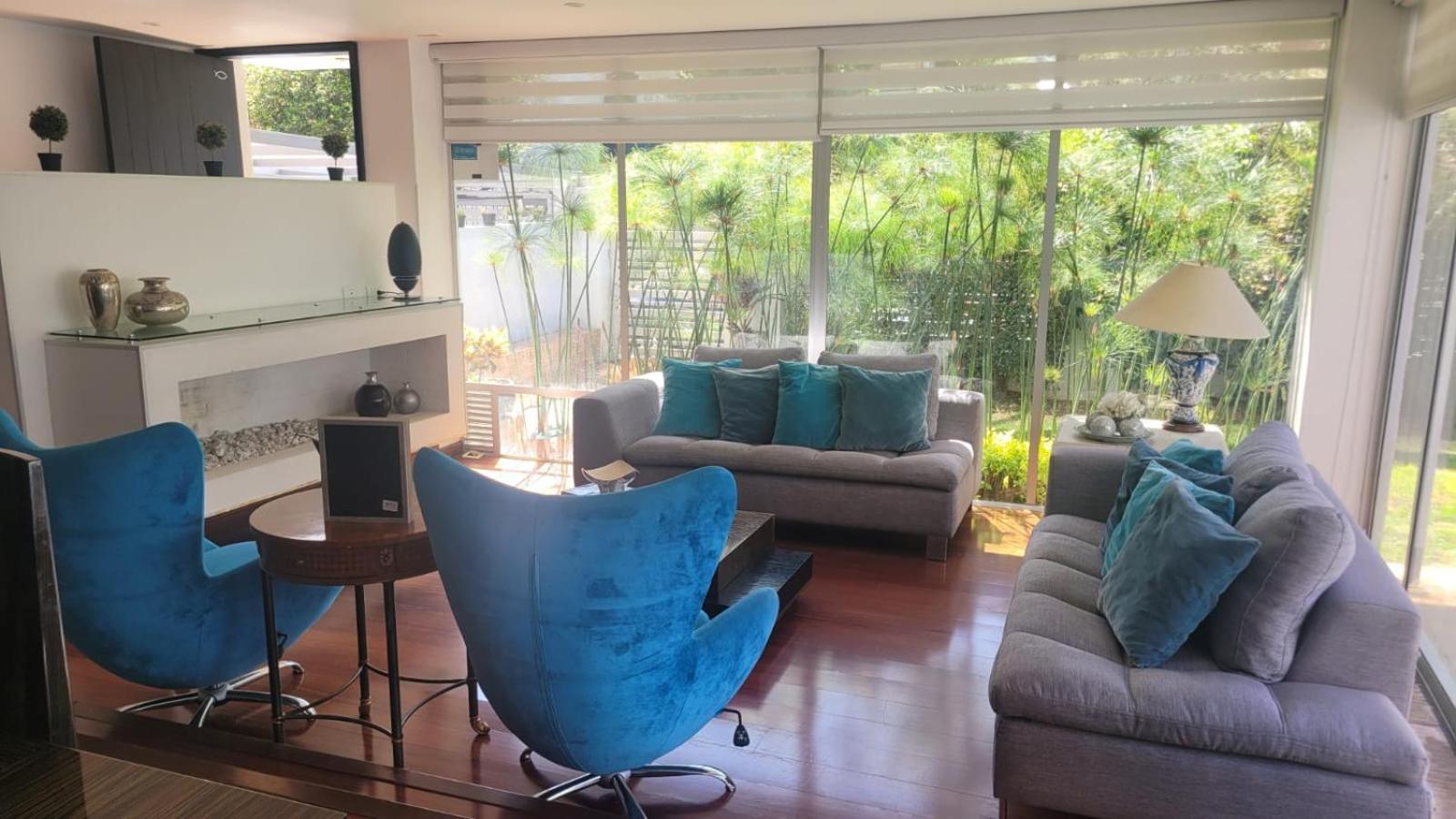 Moderna casa en zona céntrica