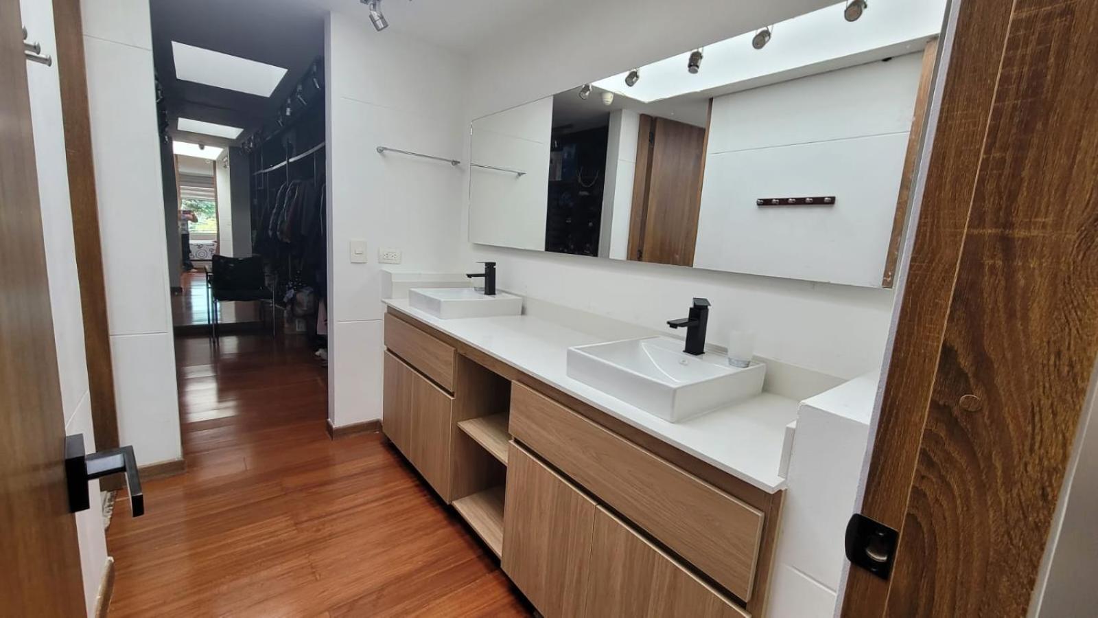 Moderna casa en zona céntrica