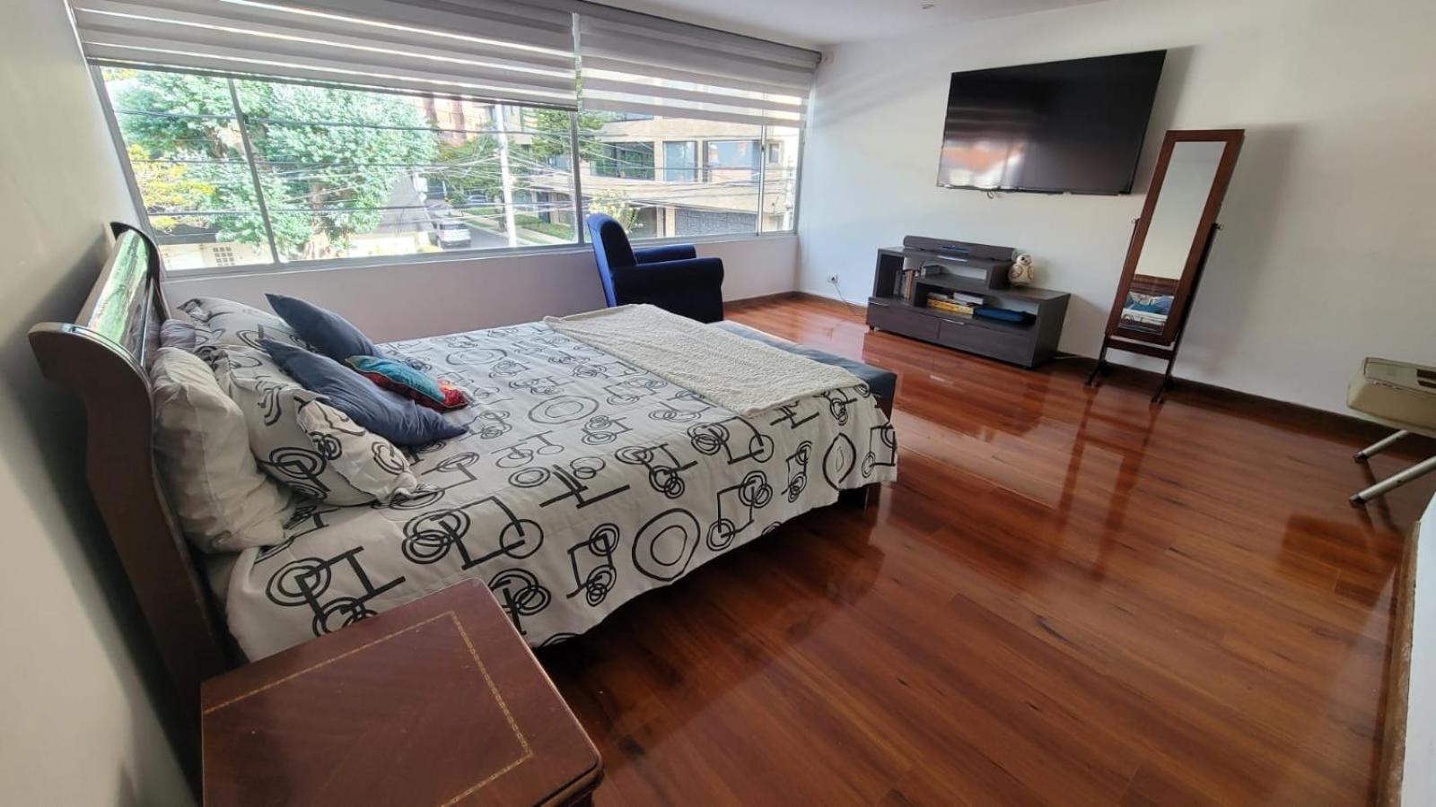 Moderna casa en zona céntrica
