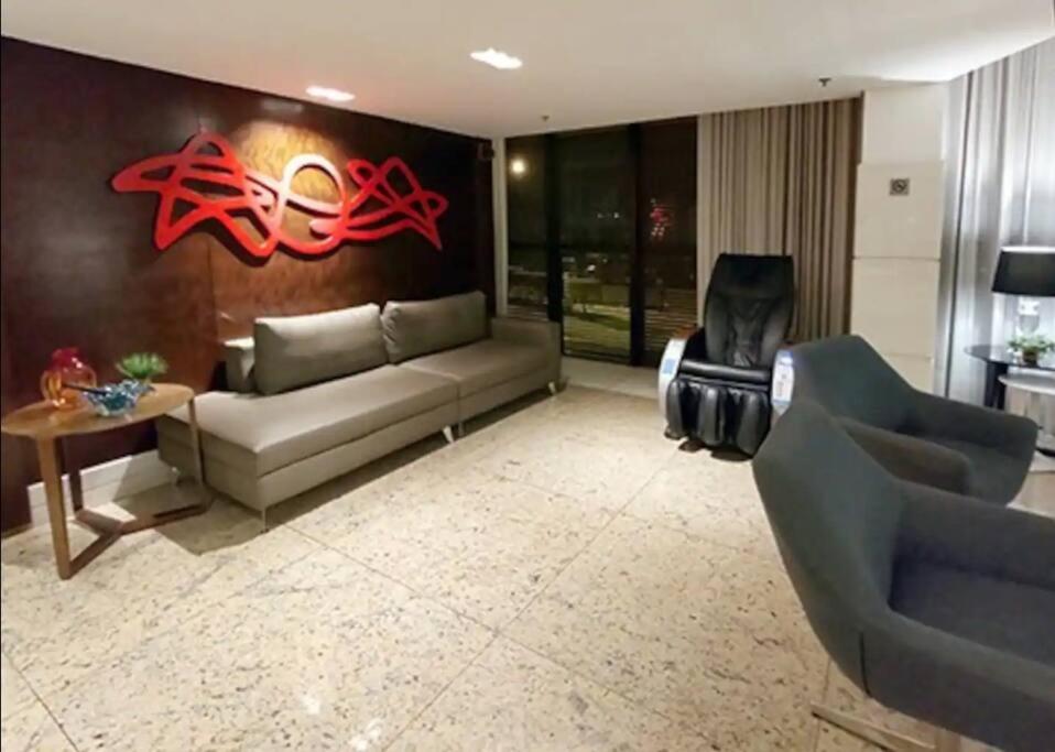 803 - Flat em hotel de alto-padrão centro de BSB