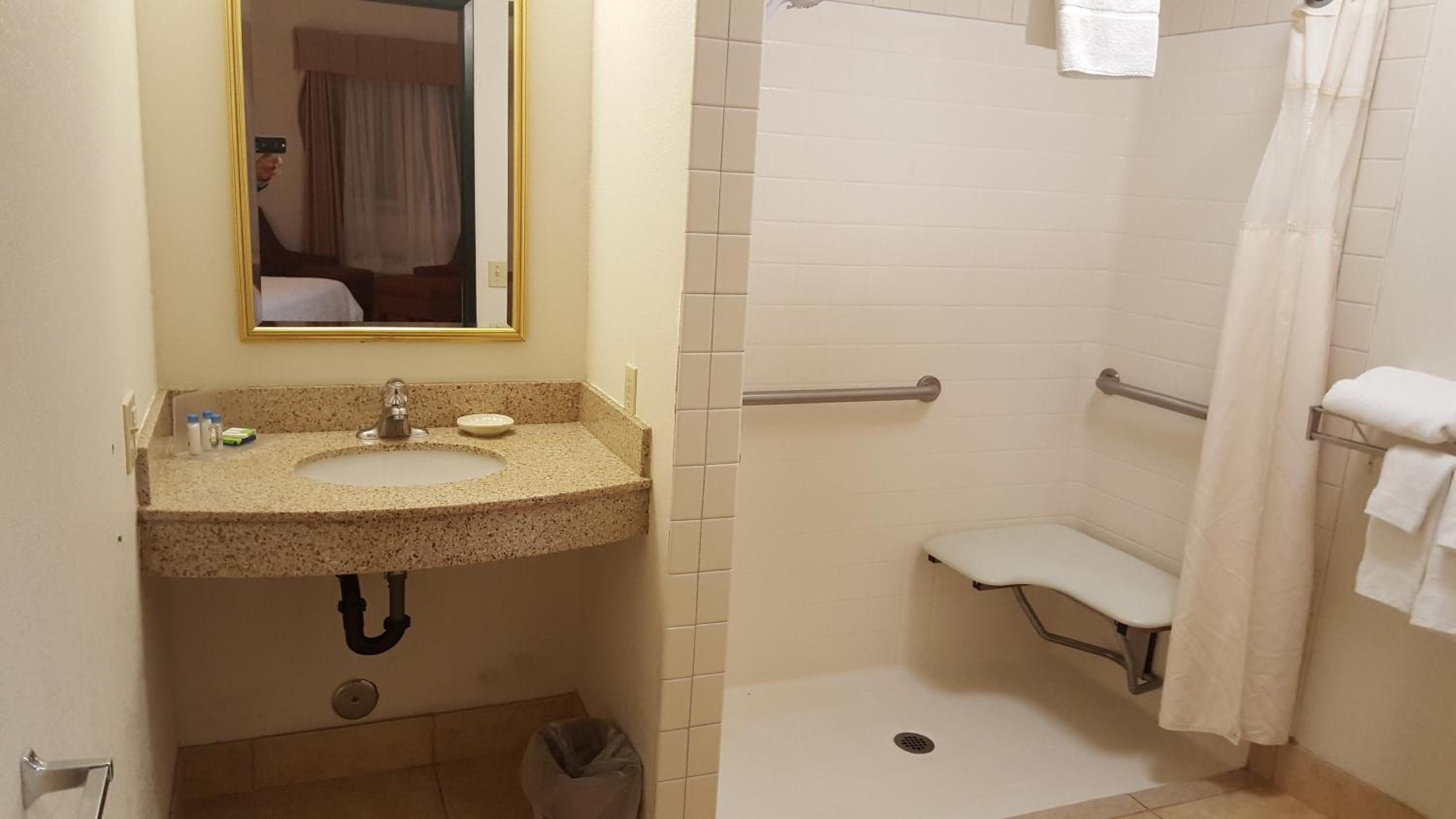 Oceanfront Lodge, photo 11