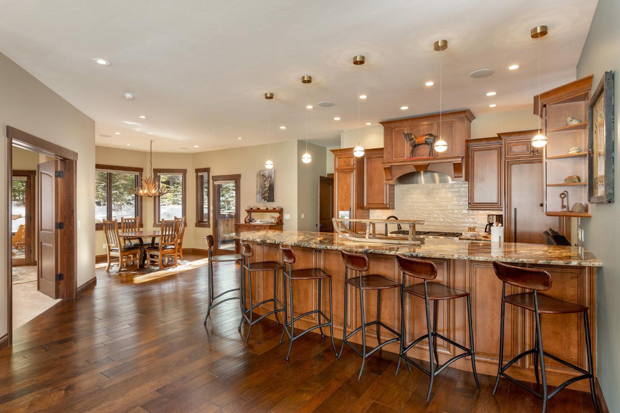 555 Independence Road view 4