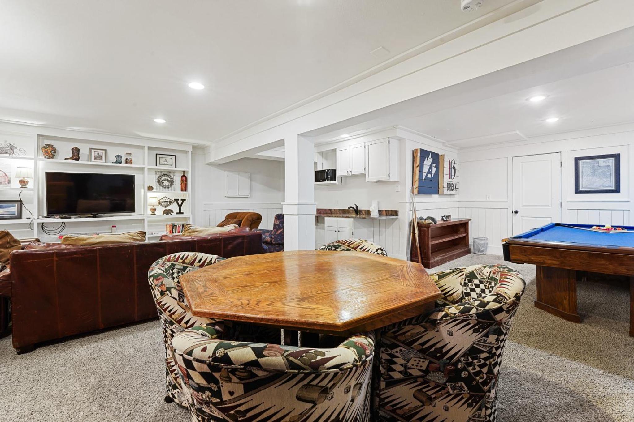 1608 Soda Ridge: 2