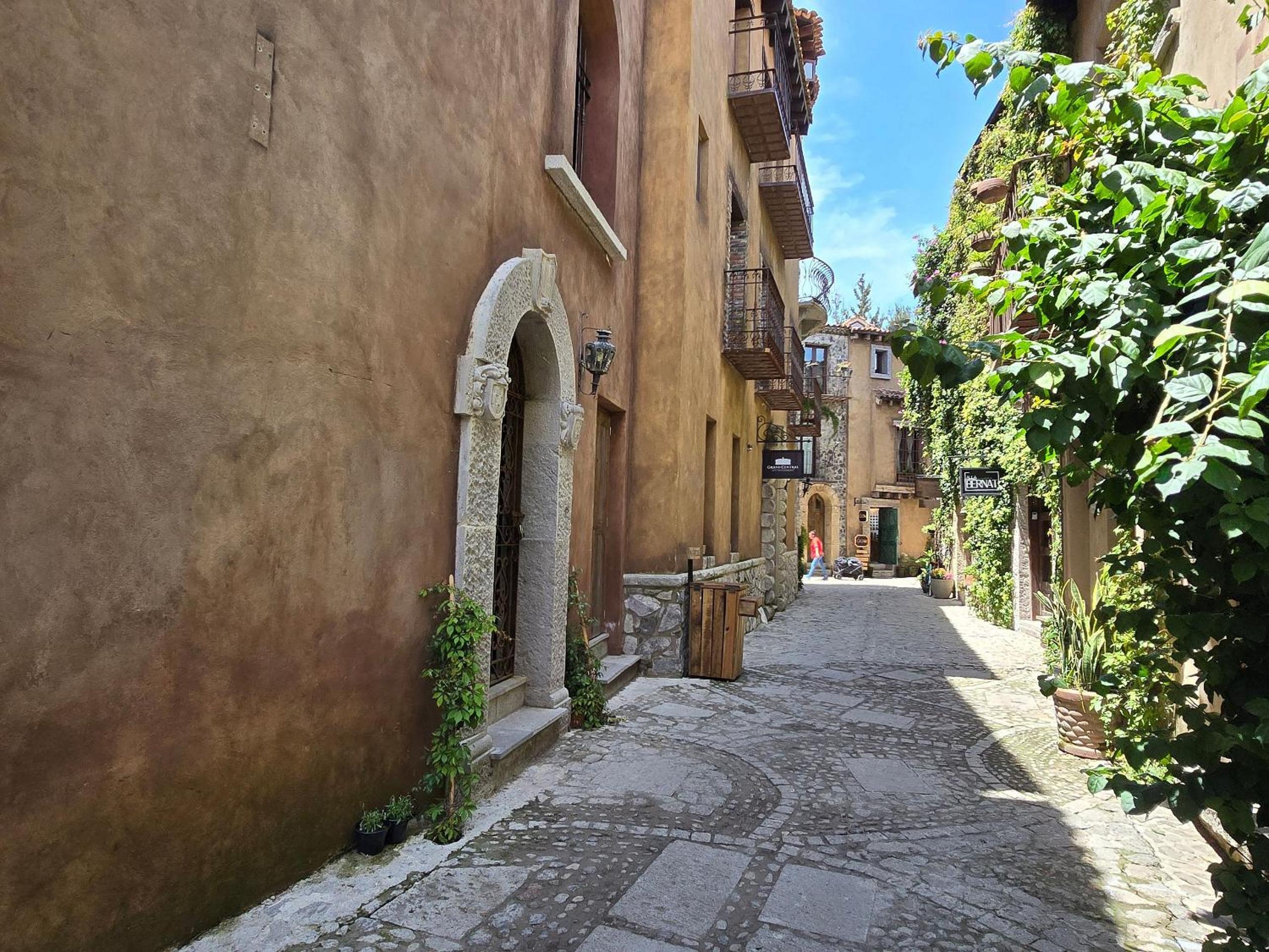 Loft Carlo Crivelli: Renaissance in ValQuirico view 3