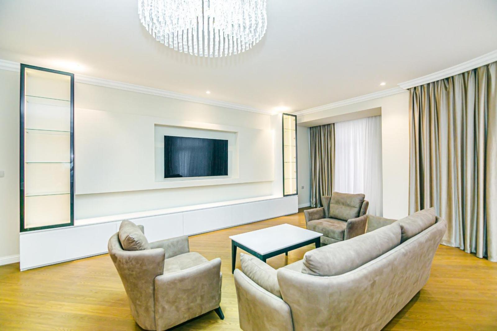VIP Apartment Ferrari 83