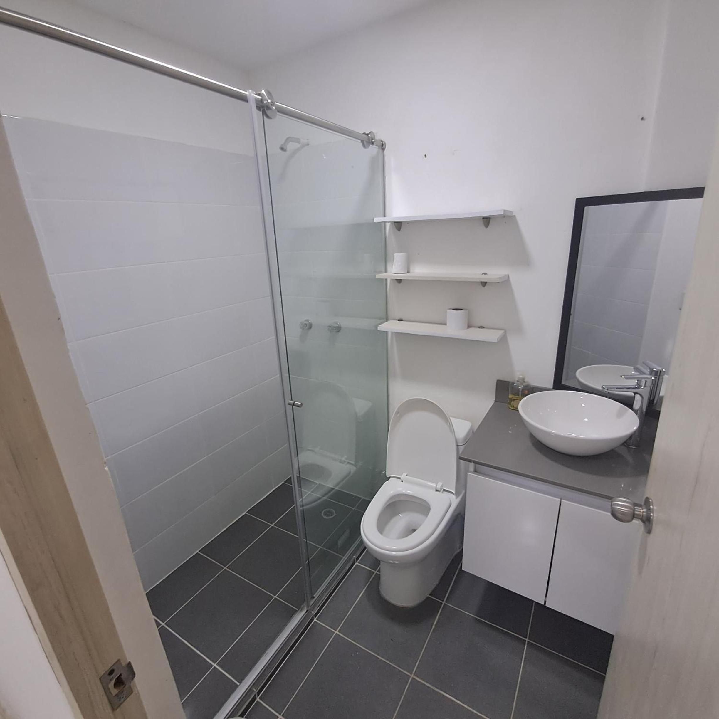 Exelente y cómodo apartamento