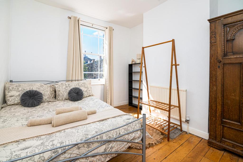 Comfy Double Bedroom