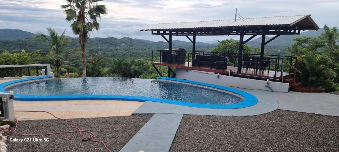 Casita Rick with Sea View and Mono Tamarindo, Guanacaste