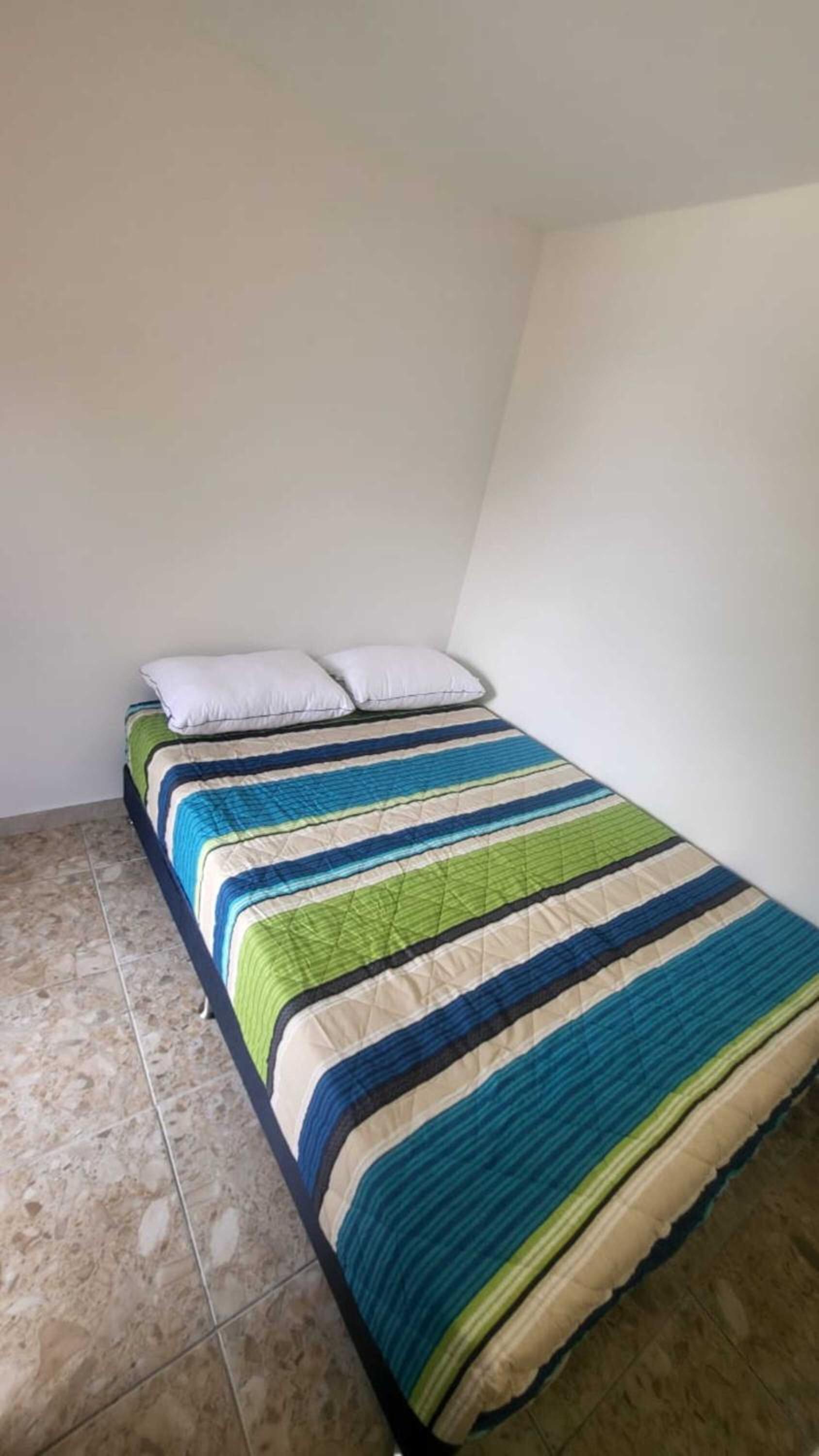 Complejo Semi-campestre cerca a Universidad San Buenaventura