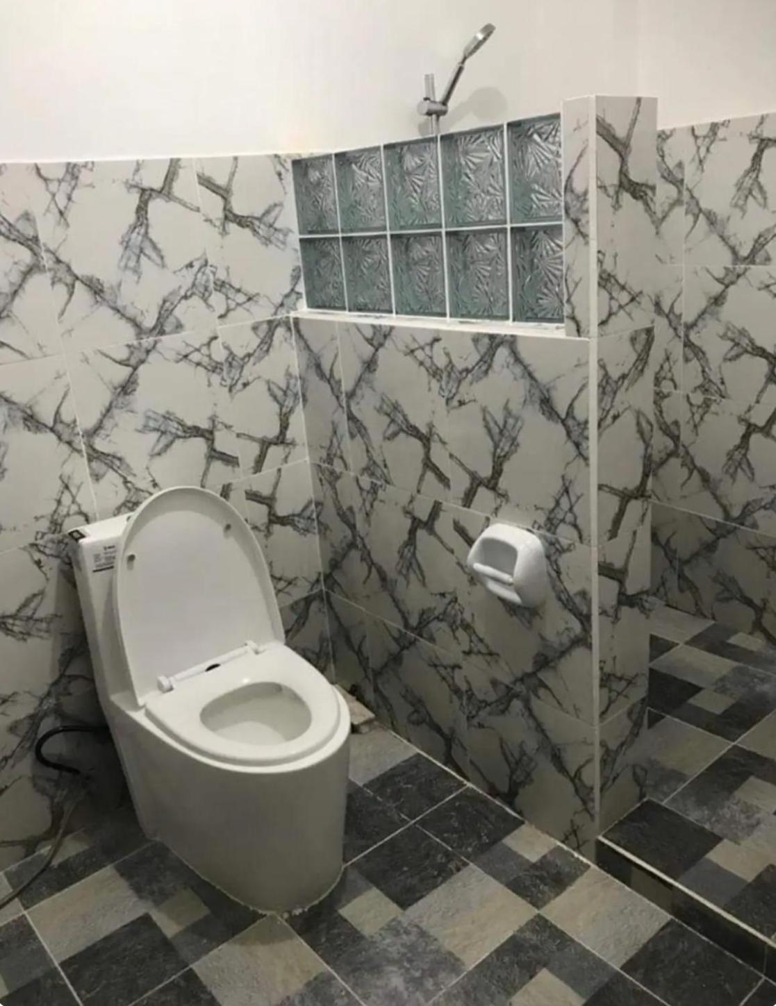 2 Bedroom with 2 bathroom- Unit3 view 4