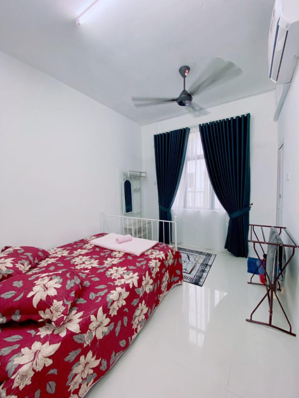 HELLOKITTY HOUSE- Unit 4 photo 6