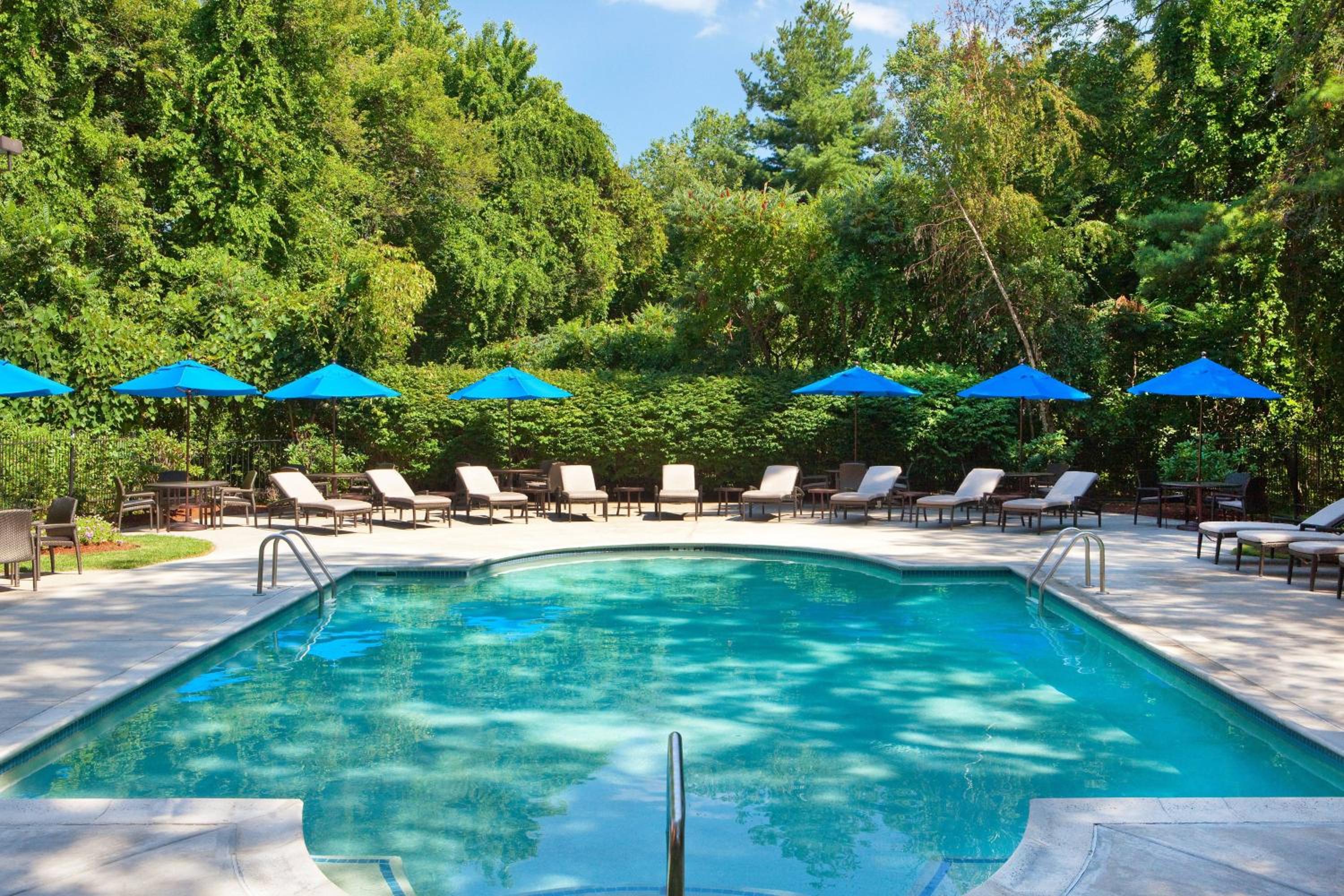 Burlington Vacations - Boston Marriott Burlington - Property Image 4