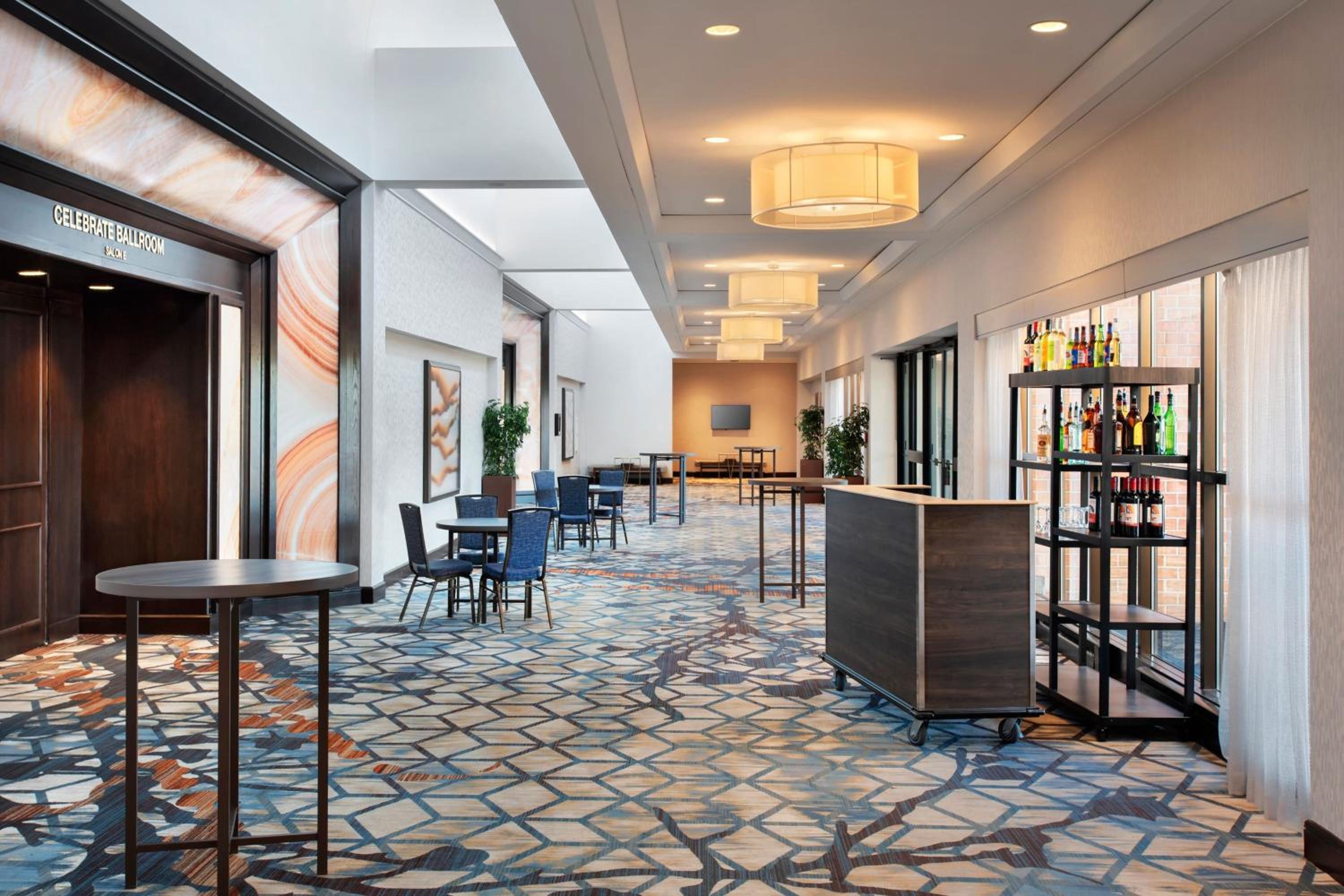 Burlington Vacations - Boston Marriott Burlington - Property Image 53