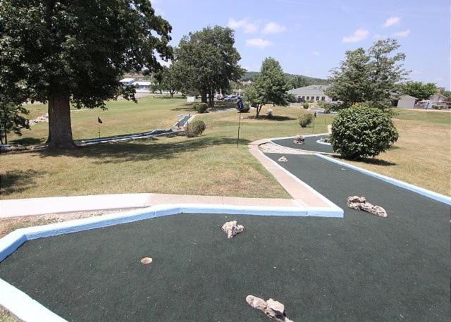 Fort Taneycomo Condo