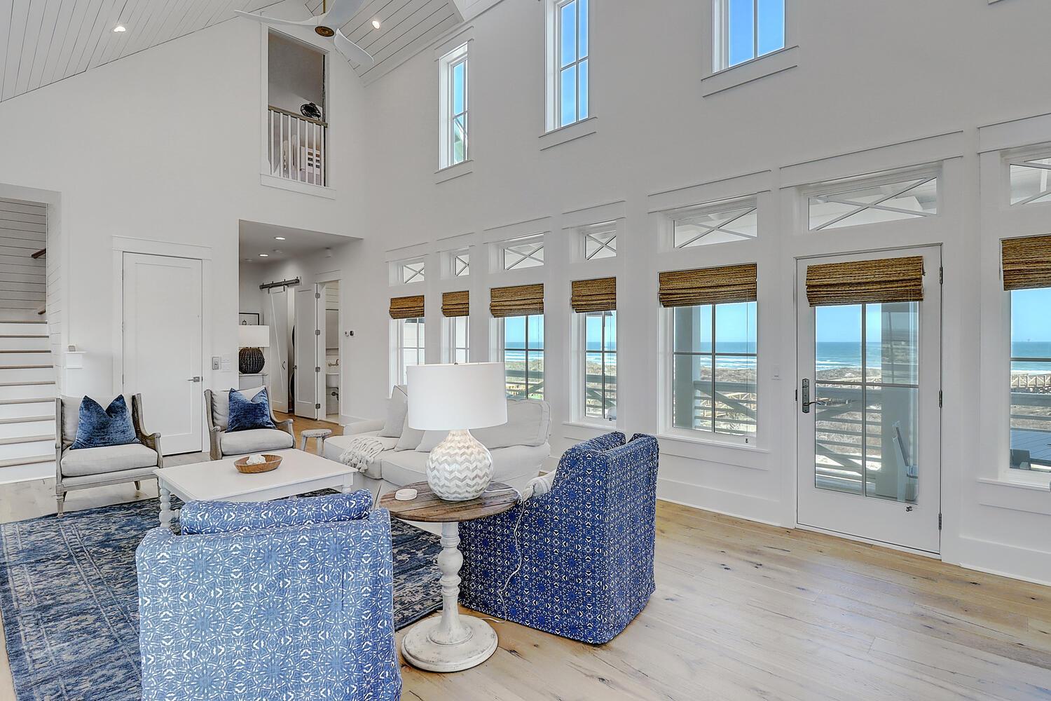 The Lighthouse 328 COA view 5