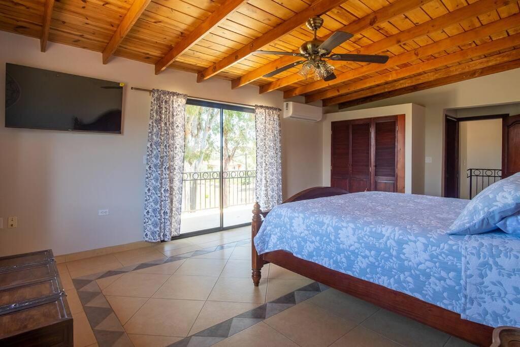 NEW Beautiful Home at Valle with Jacuzzi & BBQ