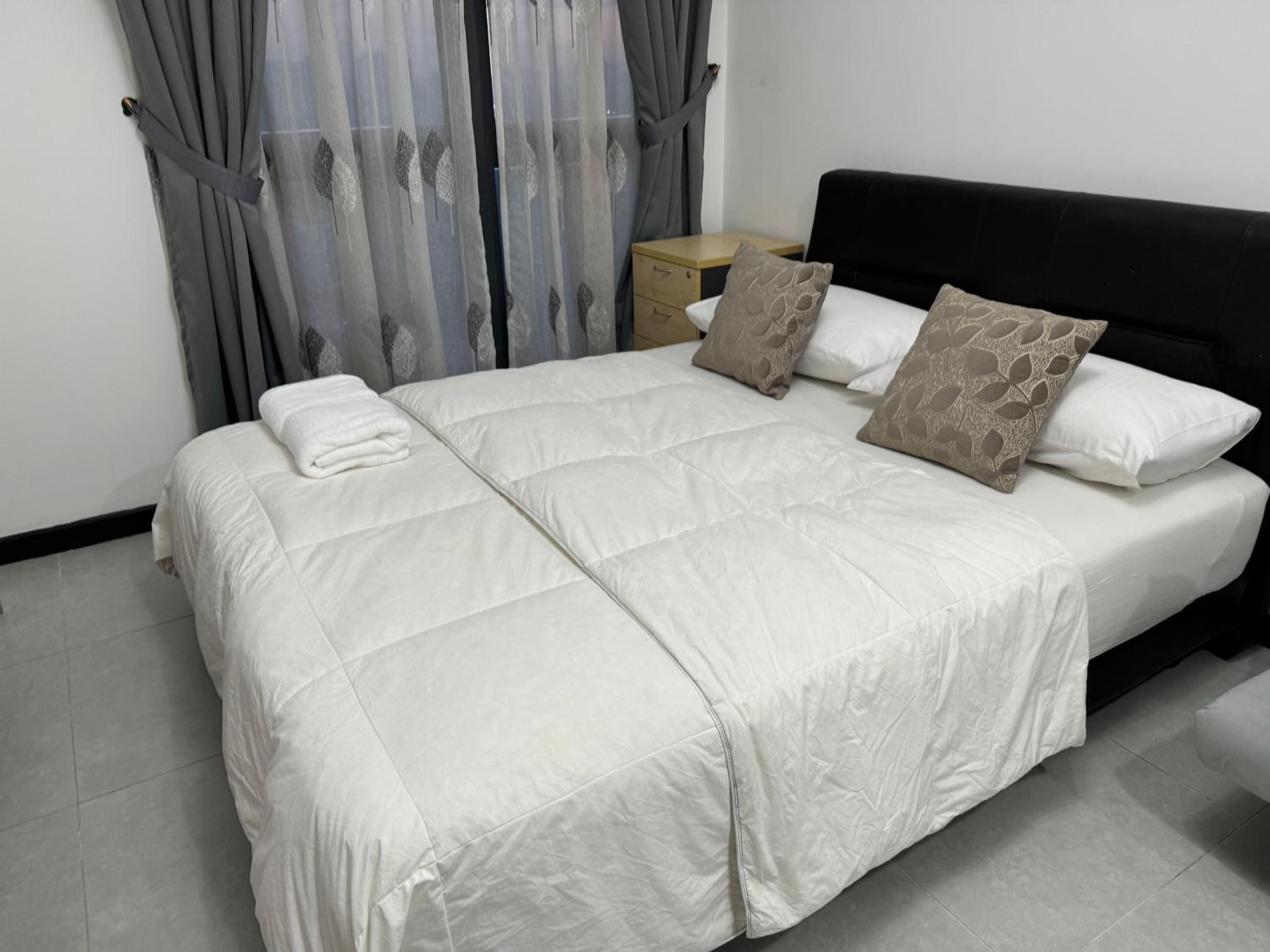 KL City Nue Suites Entire Condo 2R2B 3 plus 1 guests