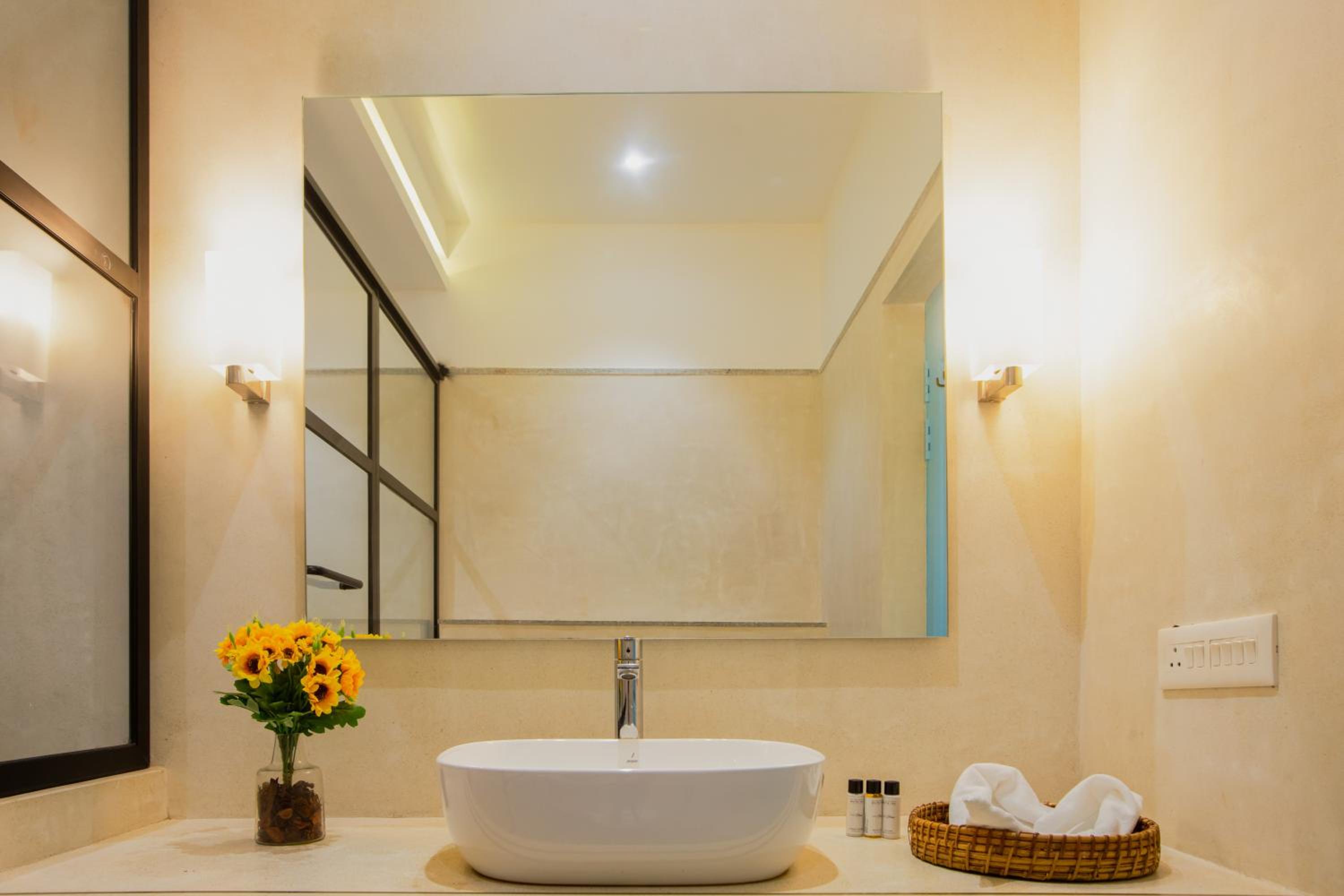 Four Letter Word - 3BHK Private Pool Villa, North Goa view 3
