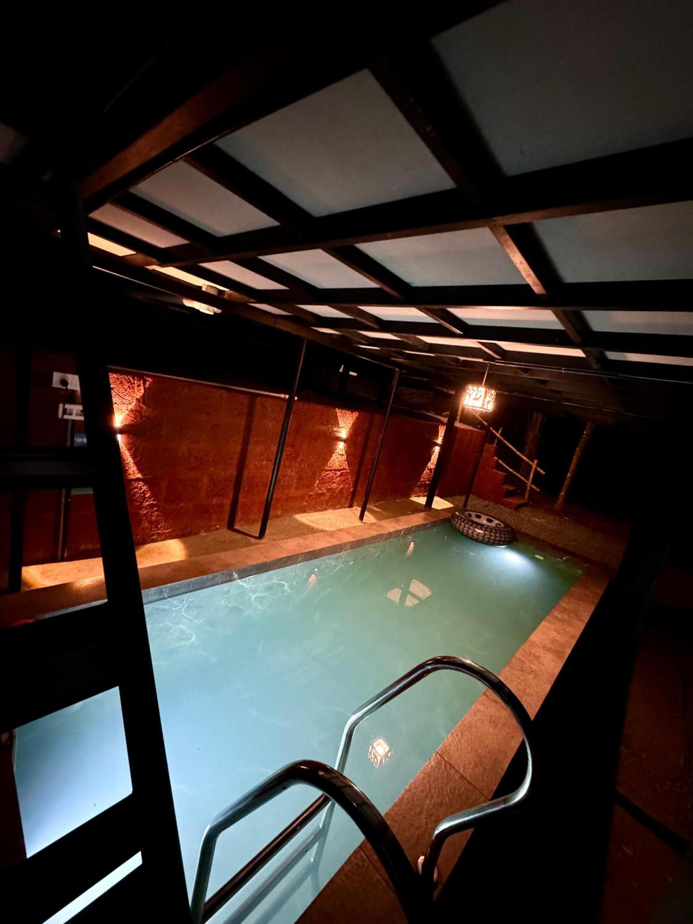 HOLIDAYNEST Chennalode