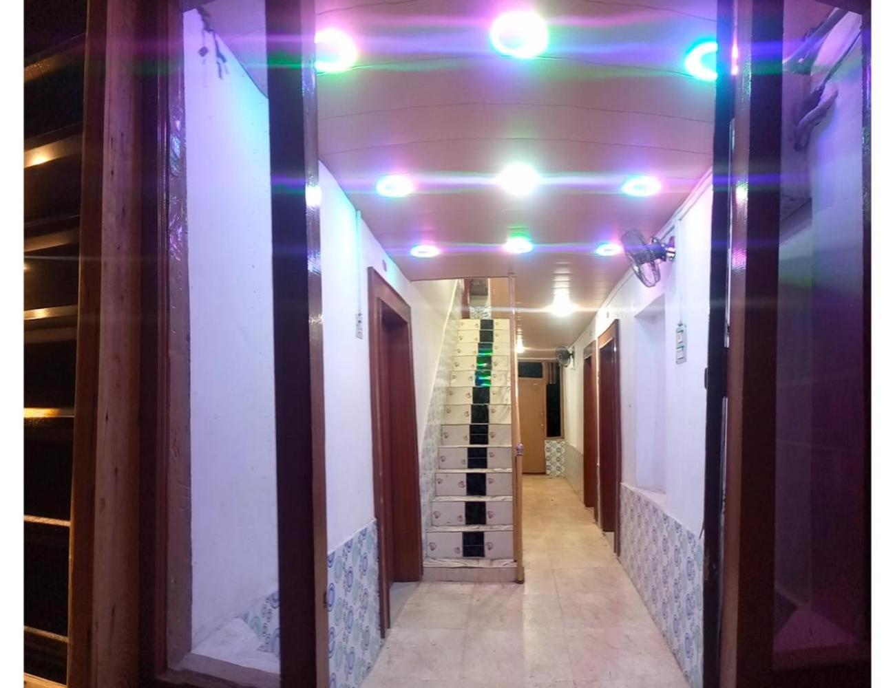 HOTEL ROOMA Srinagar