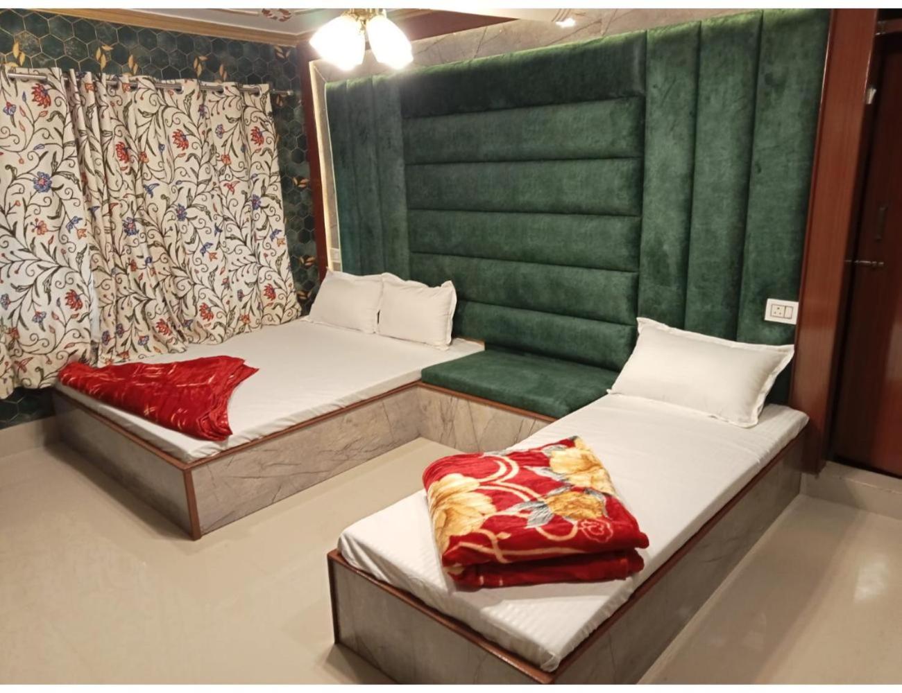 HOTEL ROOMA Srinagar