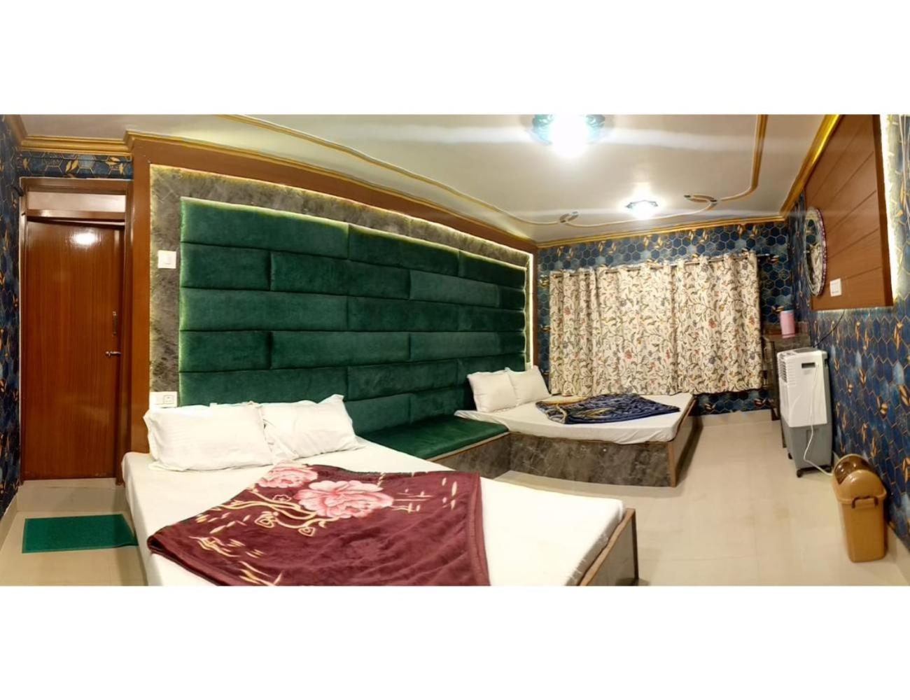 HOTEL ROOMA Srinagar