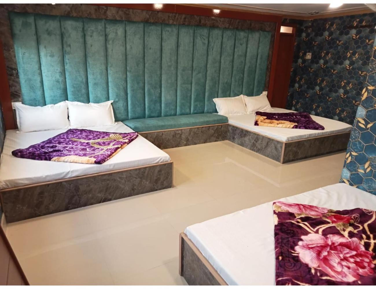 HOTEL ROOMA Srinagar