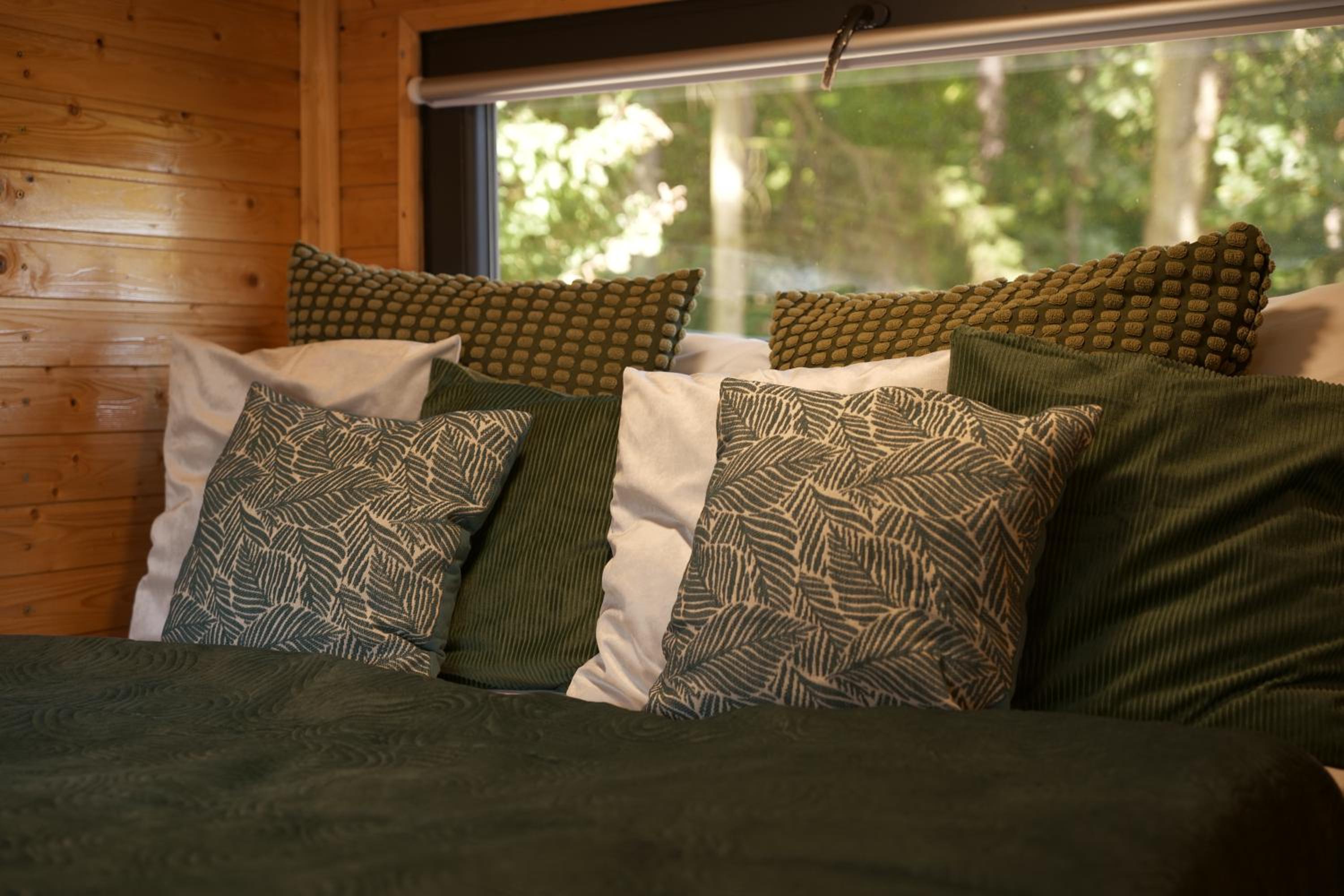 Cozy Tiny House with Summer Whirlpool by WagnerStays