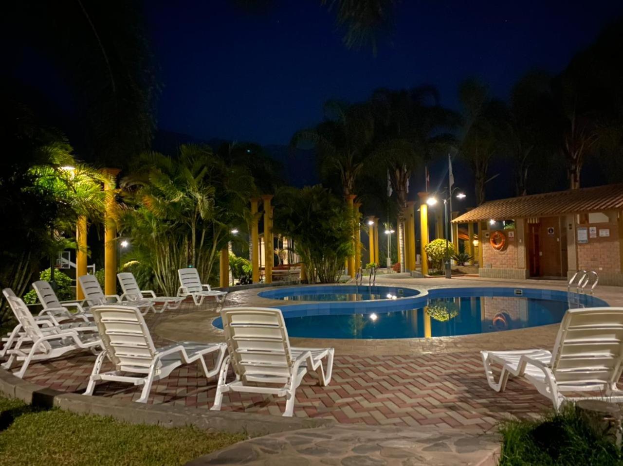 Casa Club El Pueblo Simbal