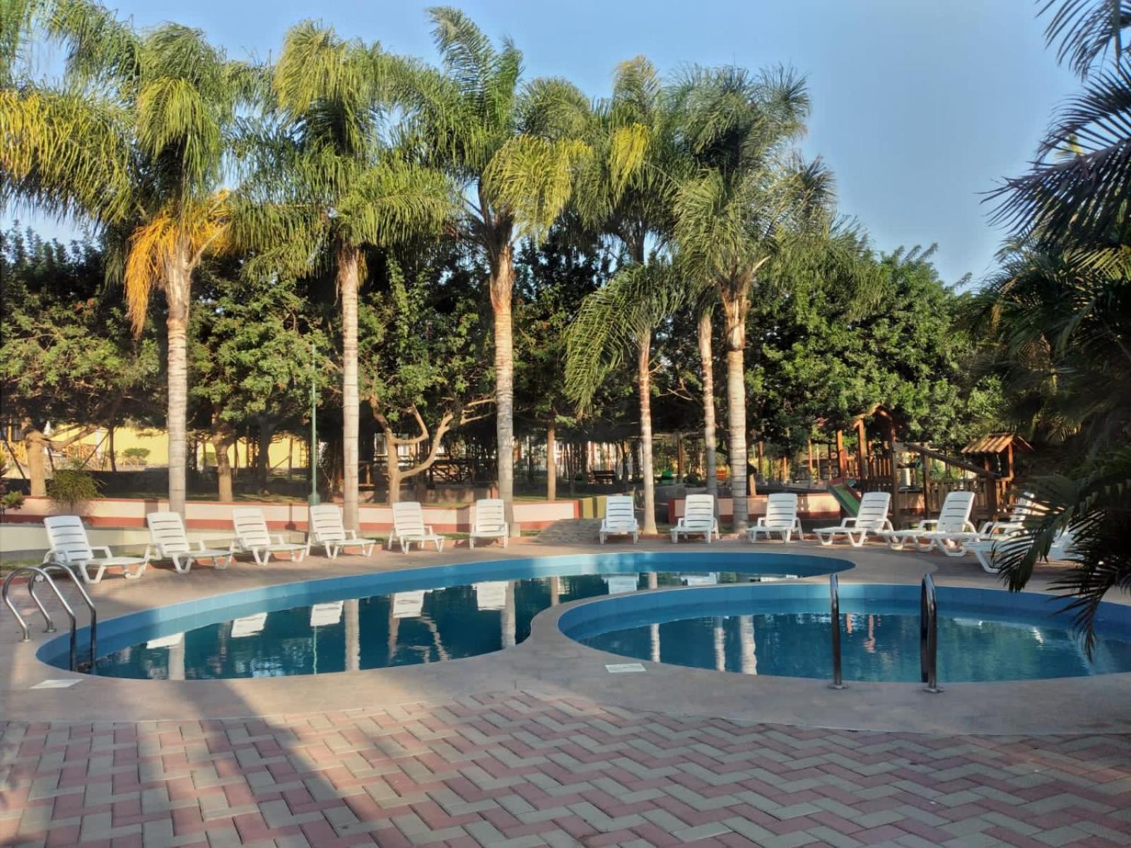 Casa Club El Pueblo Simbal