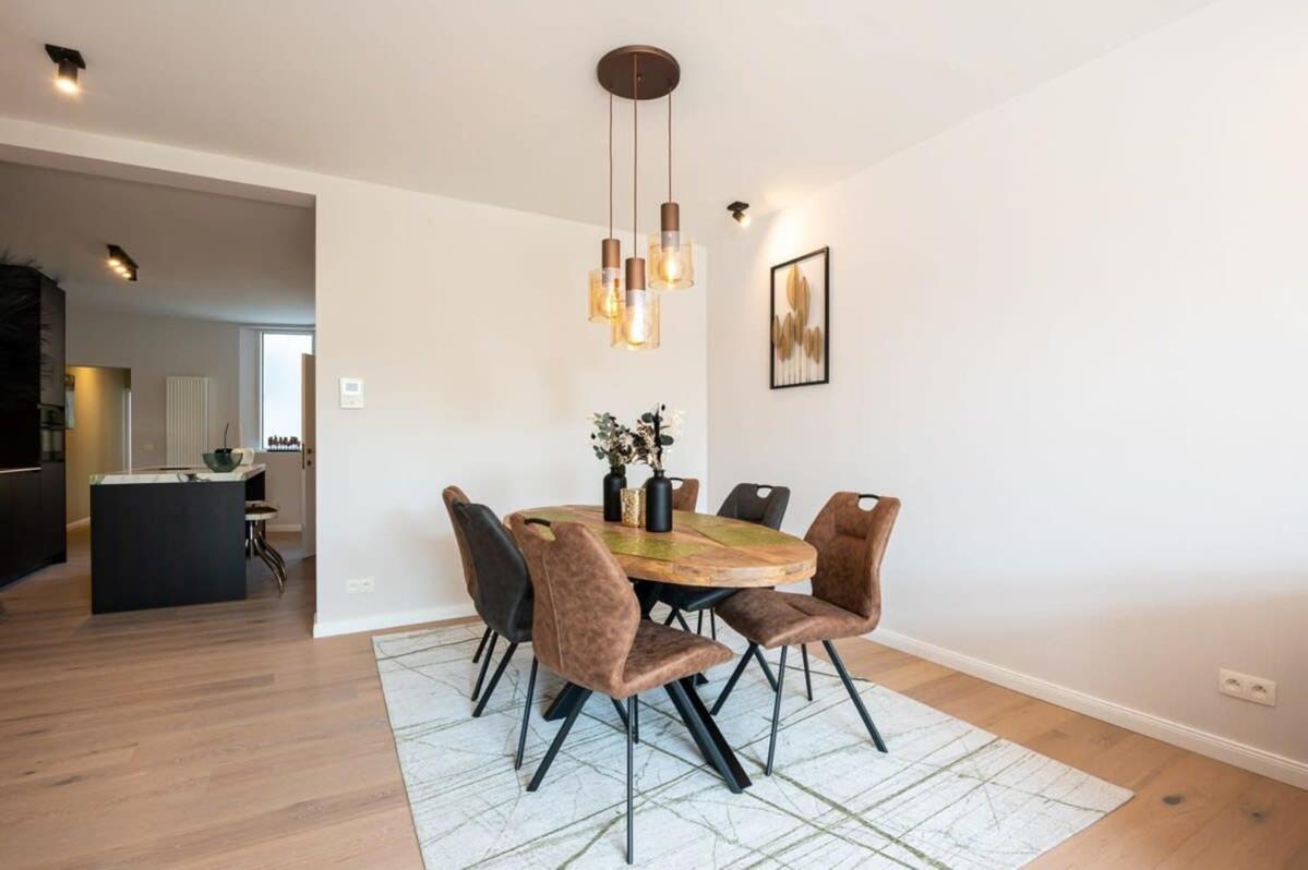 Renovated Art Deco Apartment with Vintage Elements