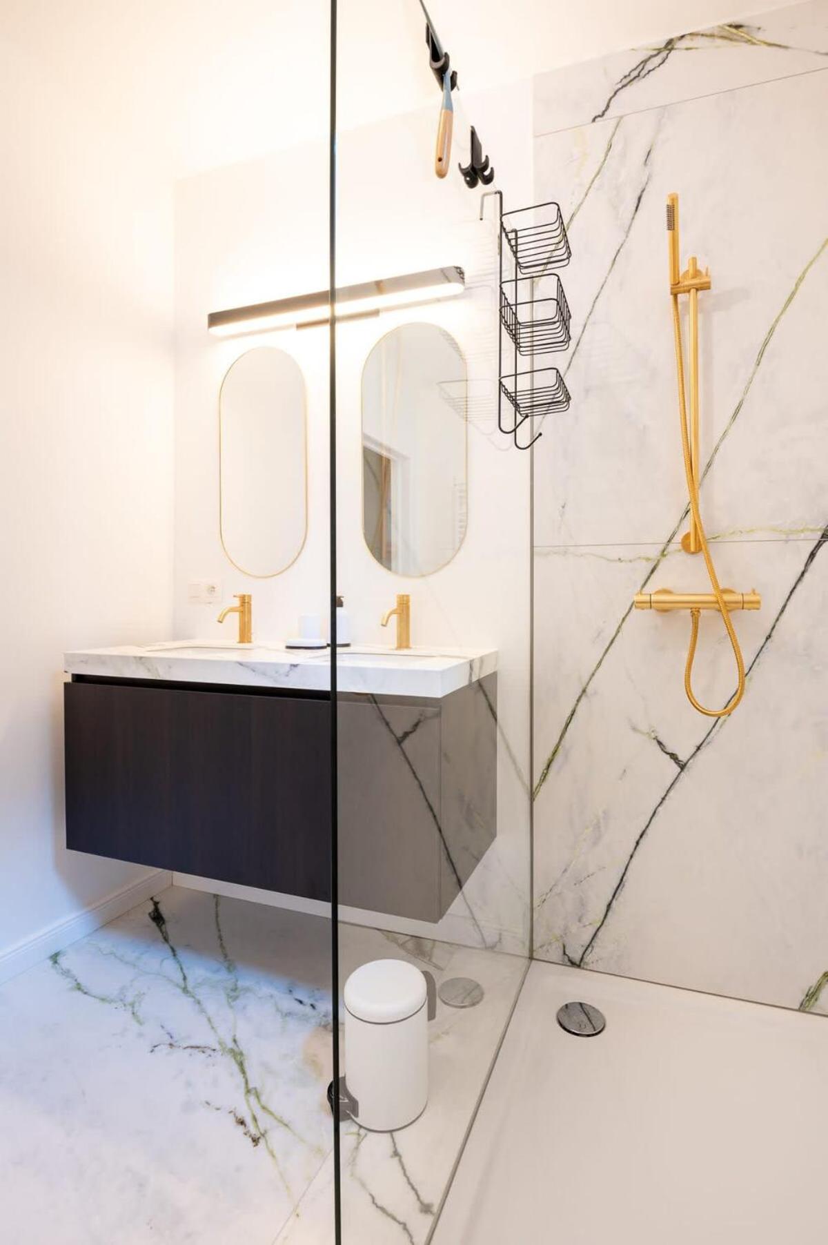 Renovated Art Deco Apartment with Vintage Elements