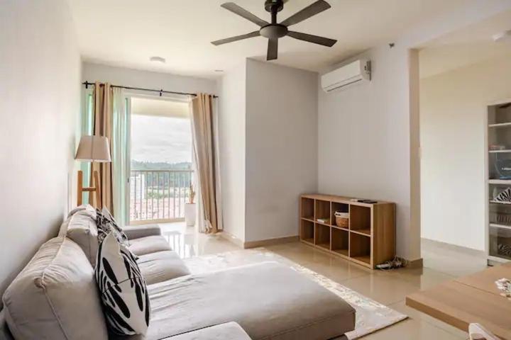 Spacious 3BR Condo in Residensi Suasana Damai view 4
