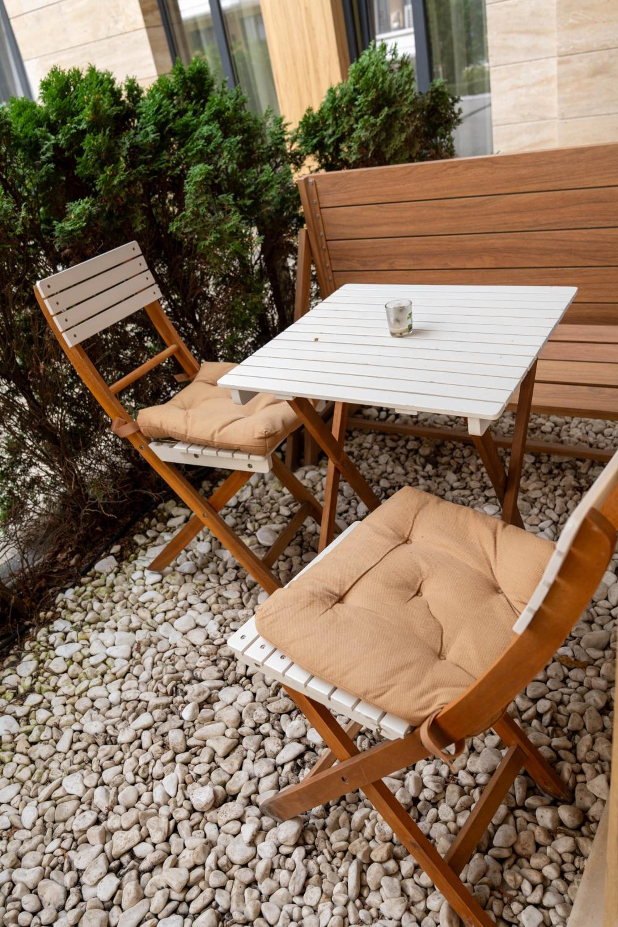 Apartment in Evargreen complex with Terrace