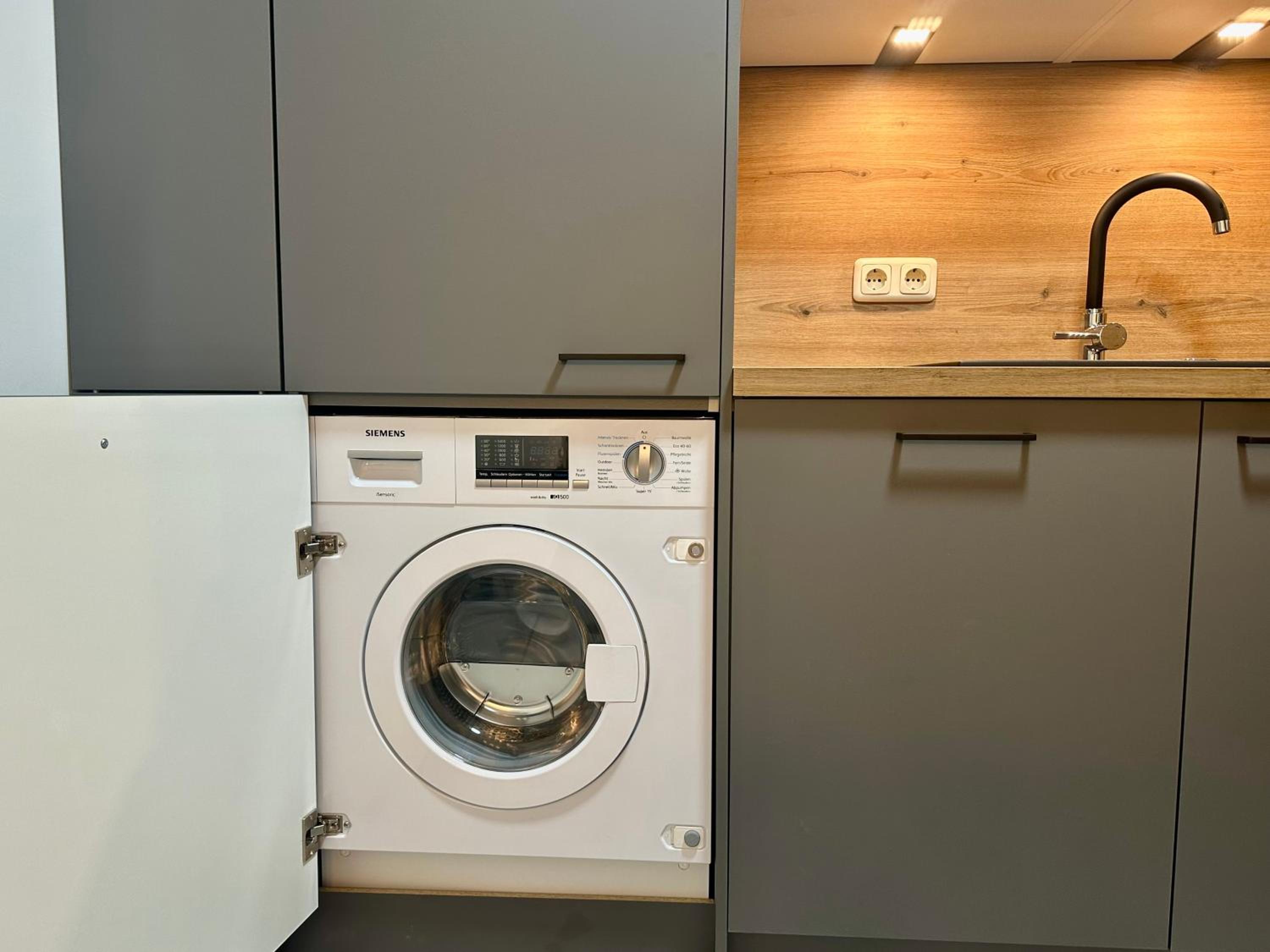 103 m2 geräumiges familienfreundliche Ferienwohnung mit Infrarotsauna in Erfurt