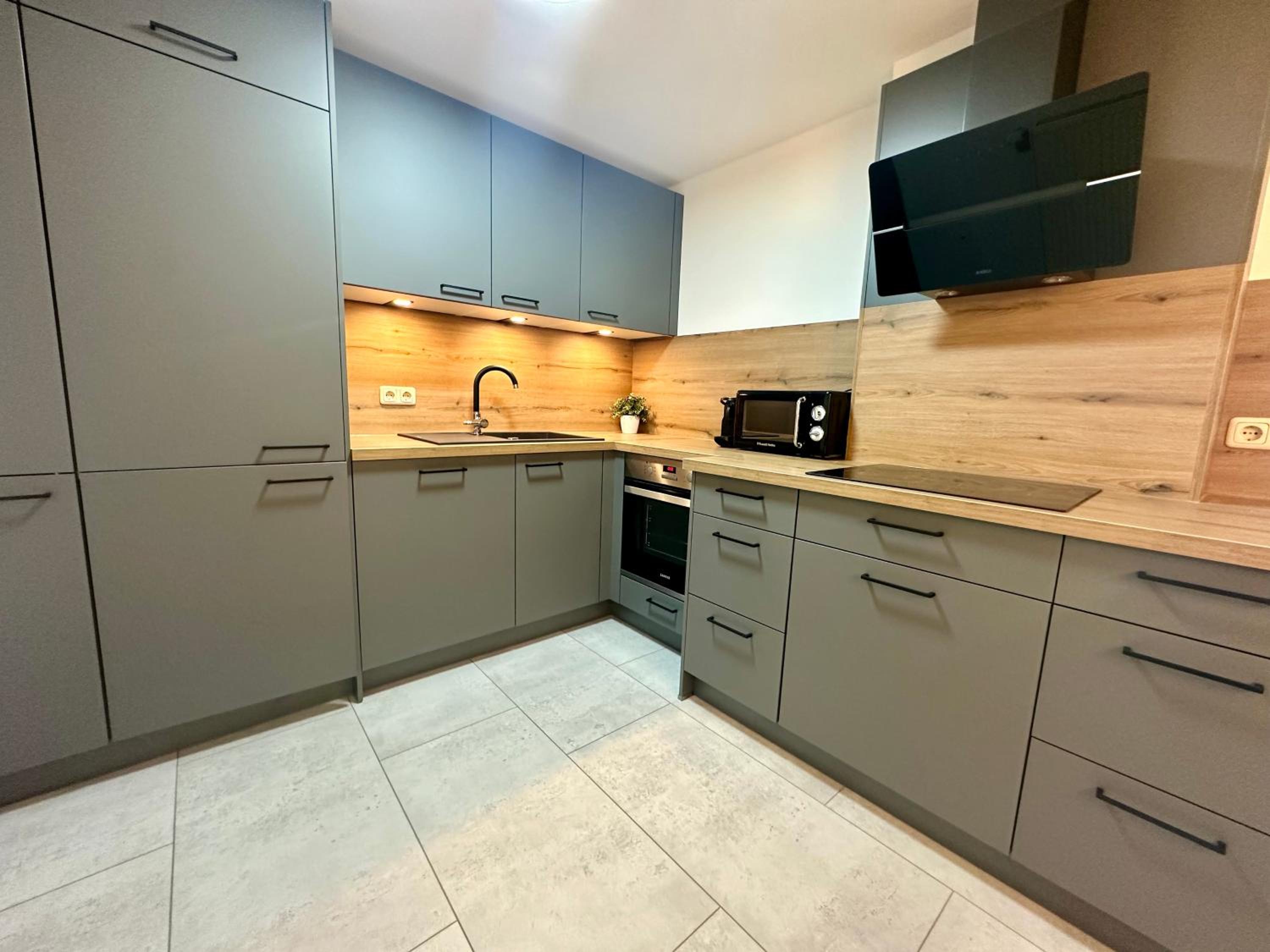 103 m2 geräumiges familienfreundliche Ferienwohnung mit Infrarotsauna in Erfurt